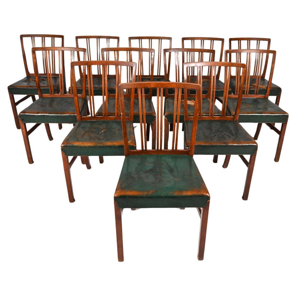 '12' Rare Model 1675B Dining Chairs by Ole Wanscher Fritz Hansen, c. 1940's For Sale