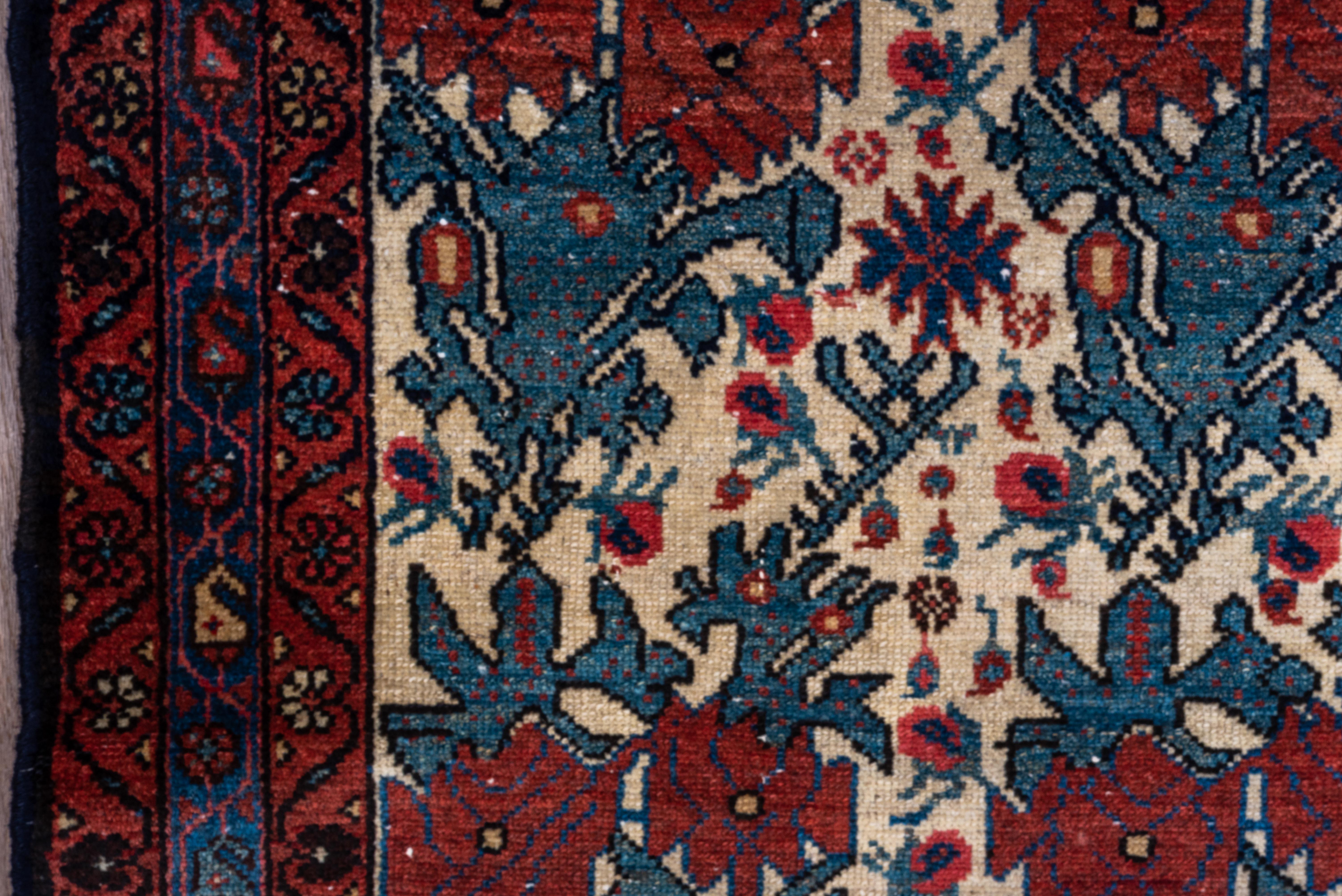 Wool 12 Rose Florets Across Center Field - Malayer Rug - Antique 1940 For Sale