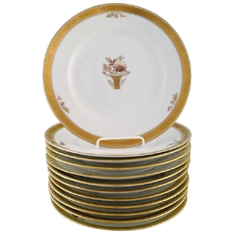 12 Royal Copenhagen "Golden Basket" Dinner Plates with Gold Edge at