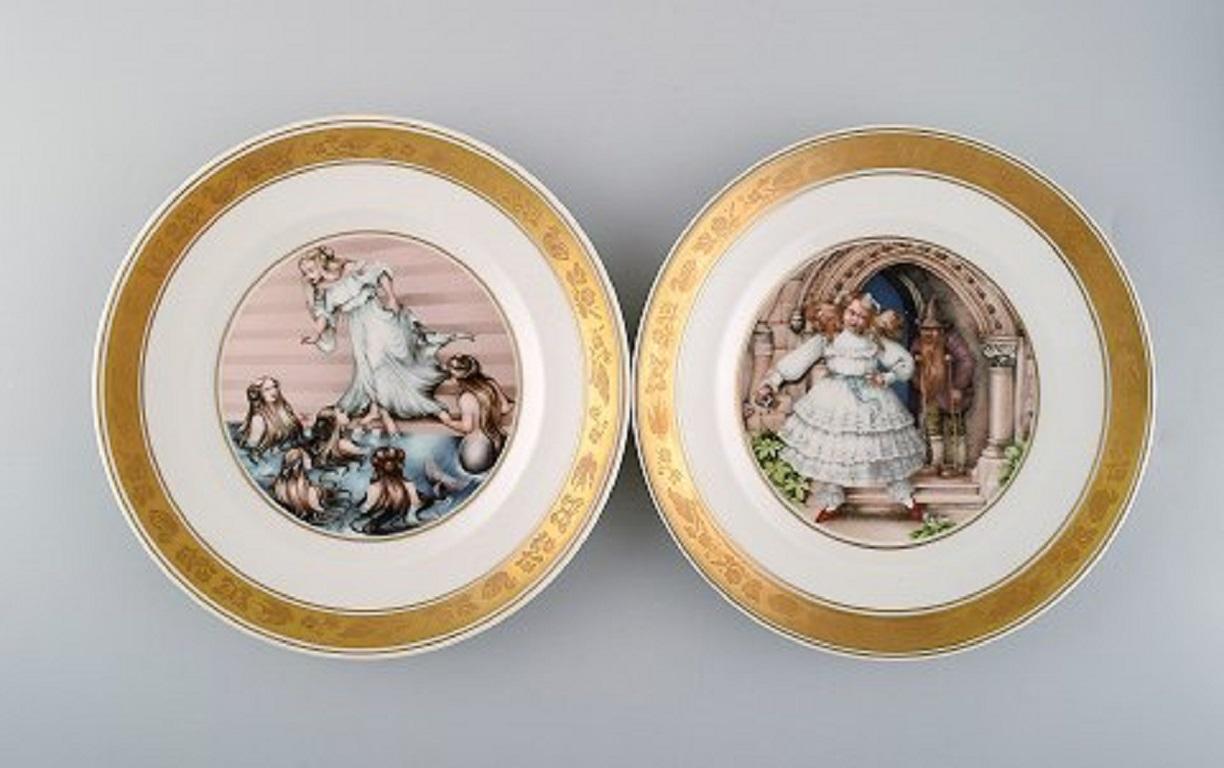 12 Royal Copenhagen Porcelain Plates, Motifs from H.C. Andersen's Fairy Tales 3