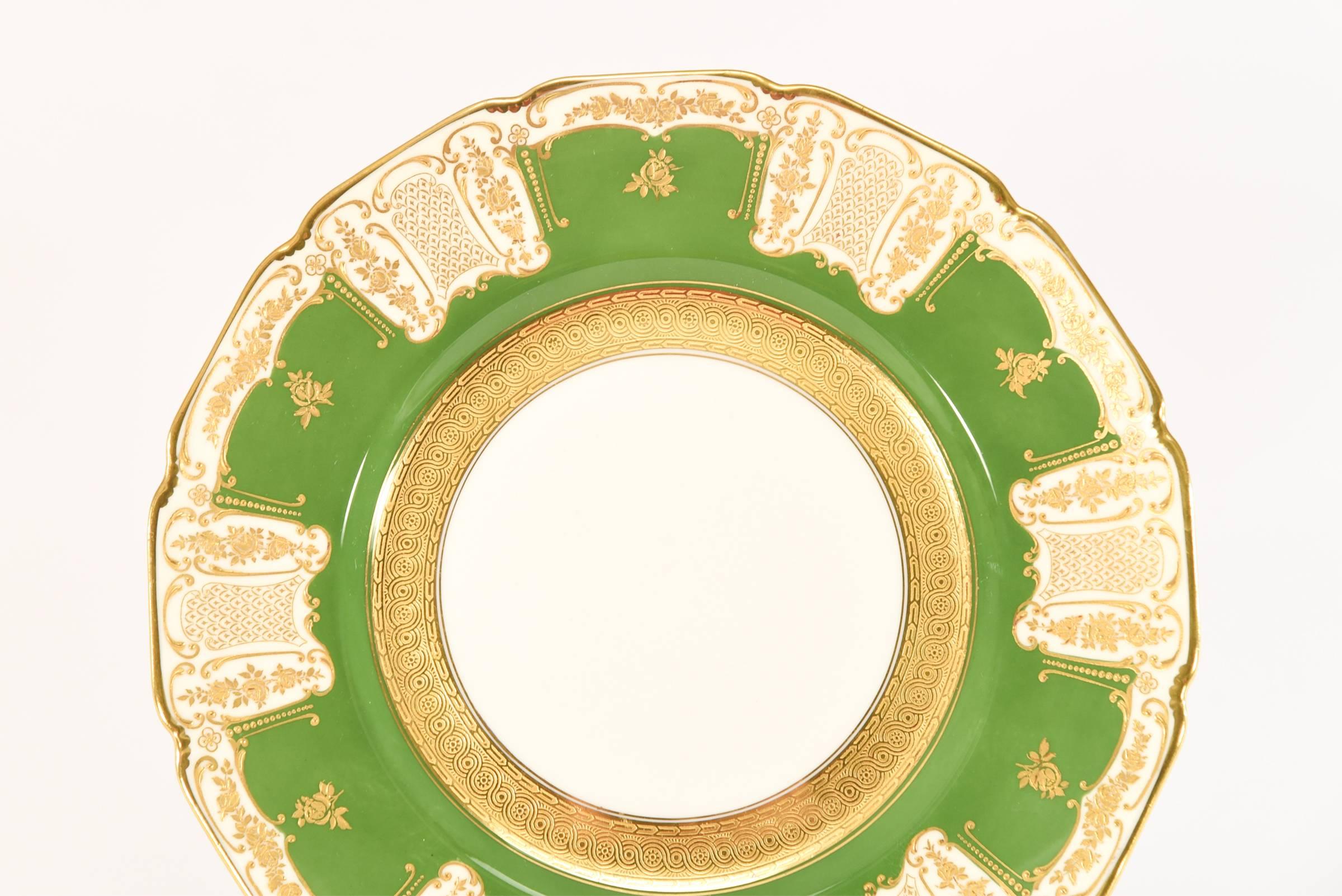 12 Royal Doulton Apple Green Dinner Plates with Raised Paste Gold and