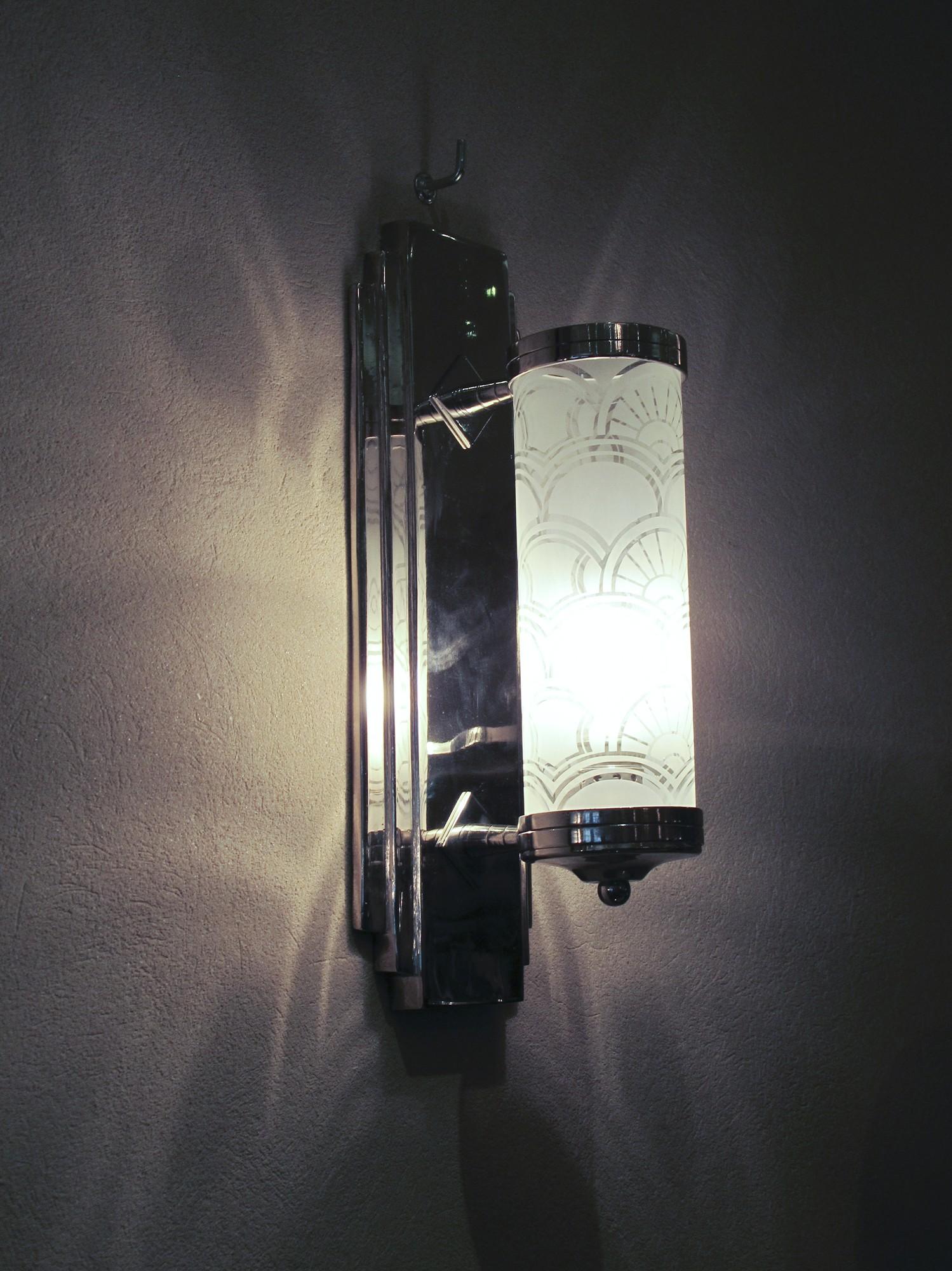 Mid-20th Century 12 Sconces in Chrome and Glass, Style, Art Deco, Year, 1930, German For Sale