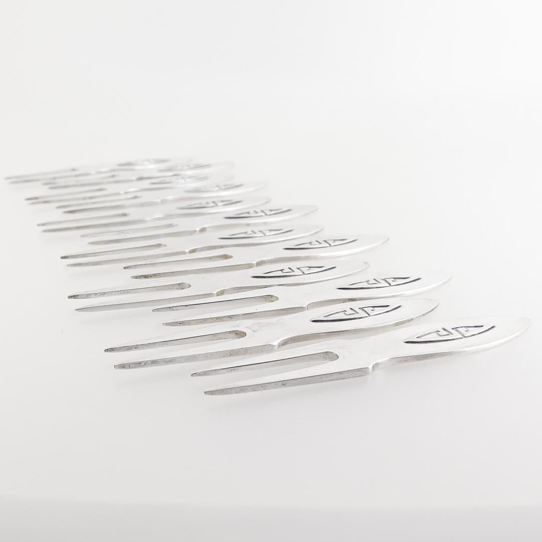 12 Shreve Art Deco Sterling Silver Cocktail or Hors d'oeuvres Picks / Forks For Sale 1