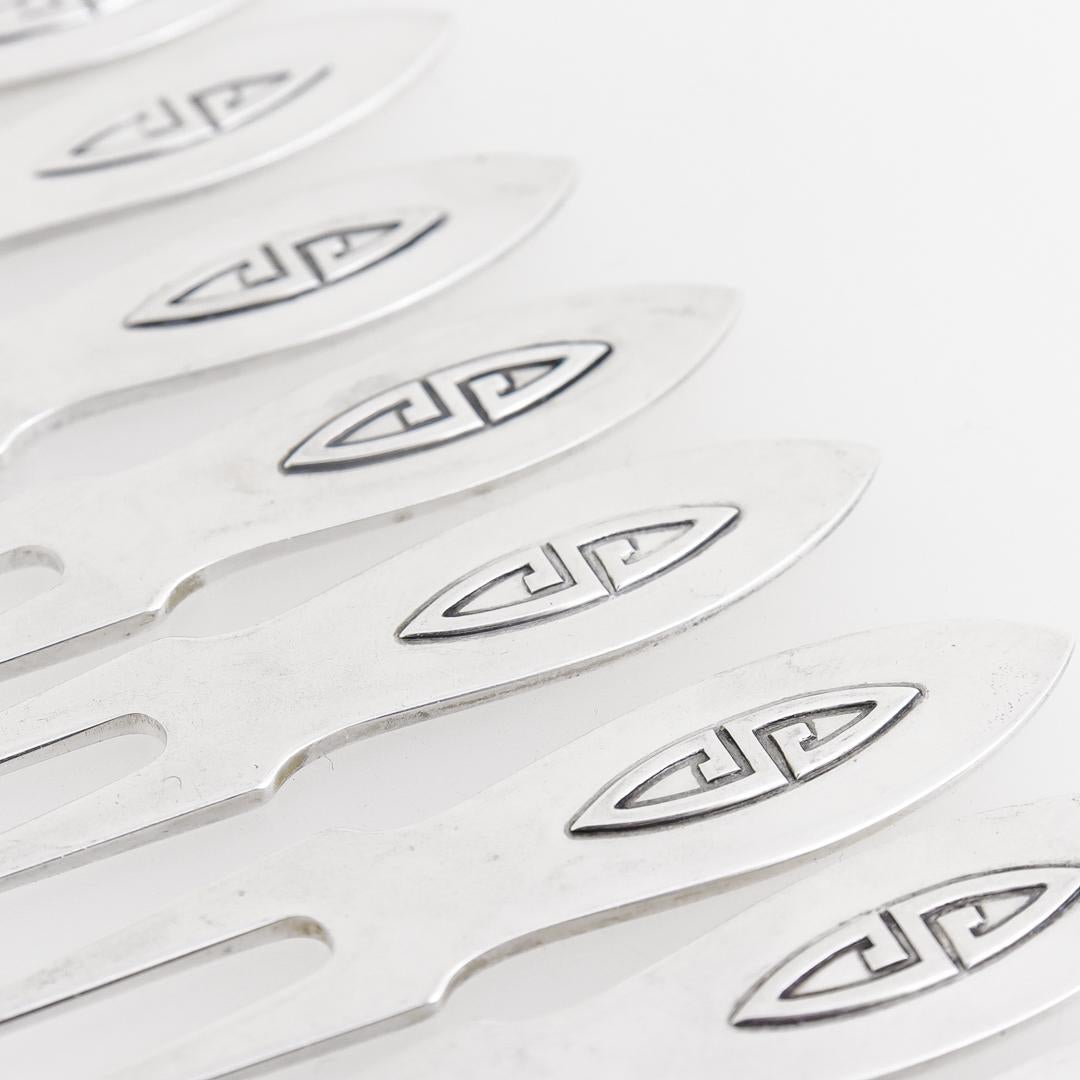 12 Shreve Art Deco Sterling Silver Cocktail or Hors d'oeuvres Picks / Forks For Sale 4