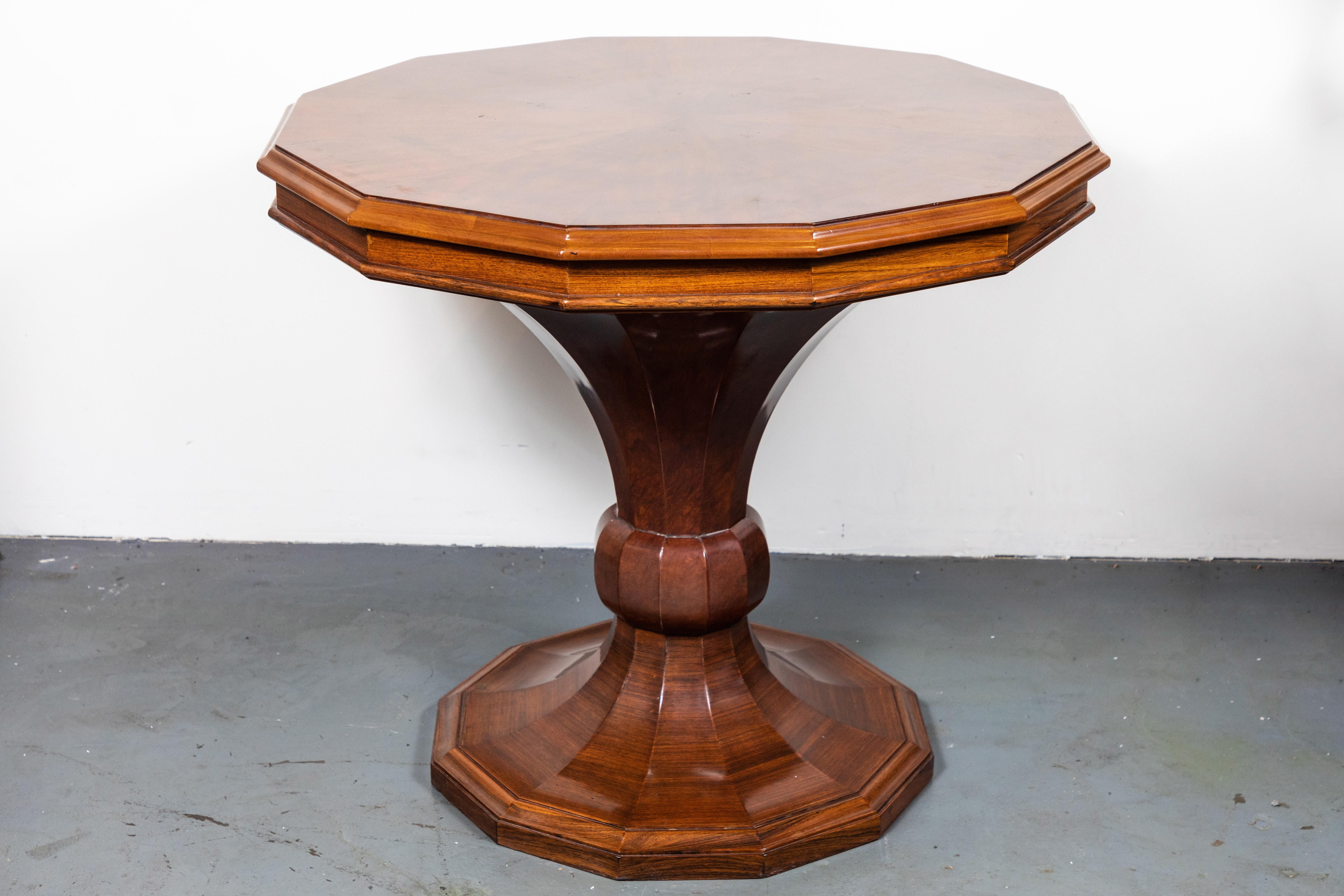 Chic, tapered, Sicilian pedestal side table beautifully veneered in walnut from top to base.