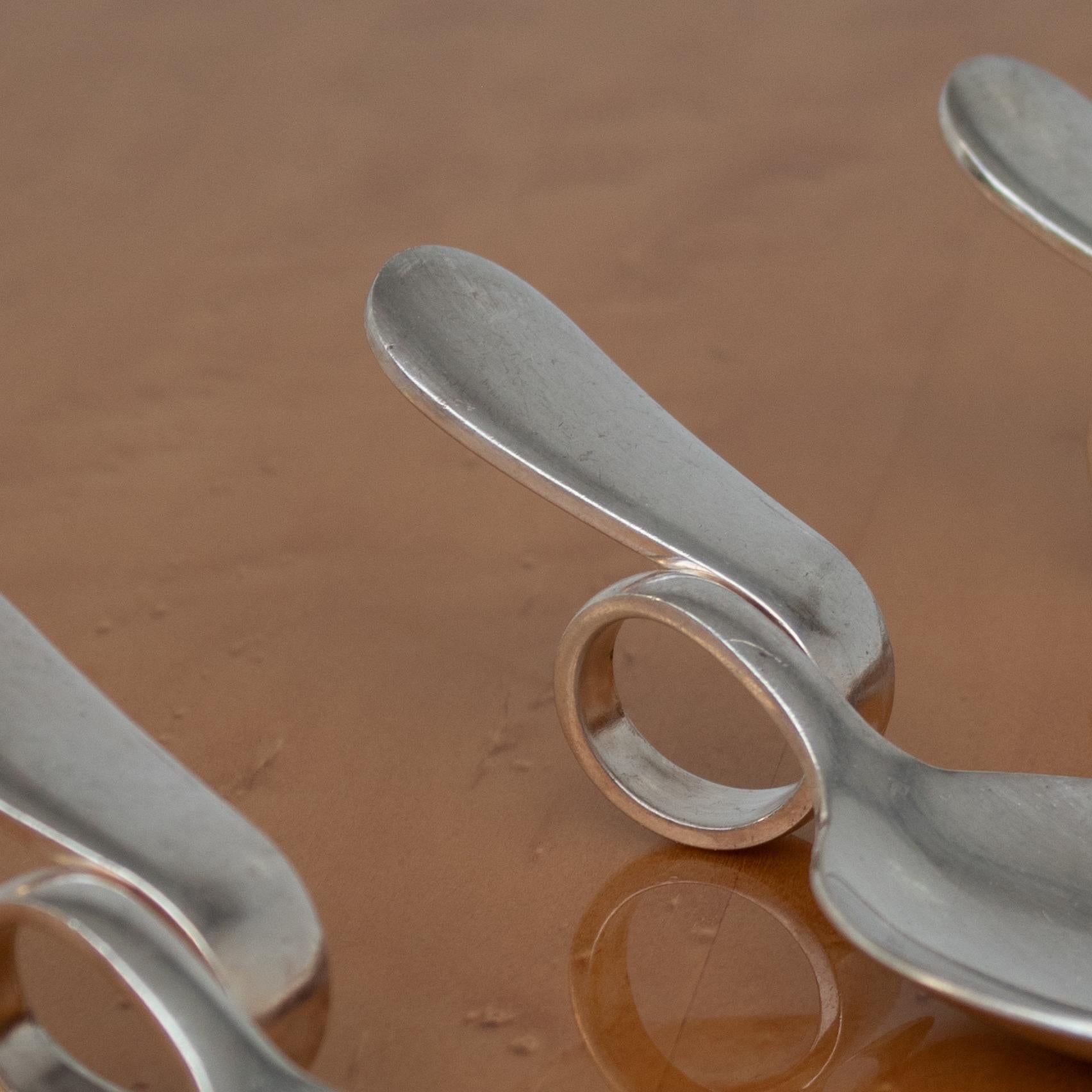 Italiano 12 cucchiai da degustazione in argento di Broggi Milano in vendita