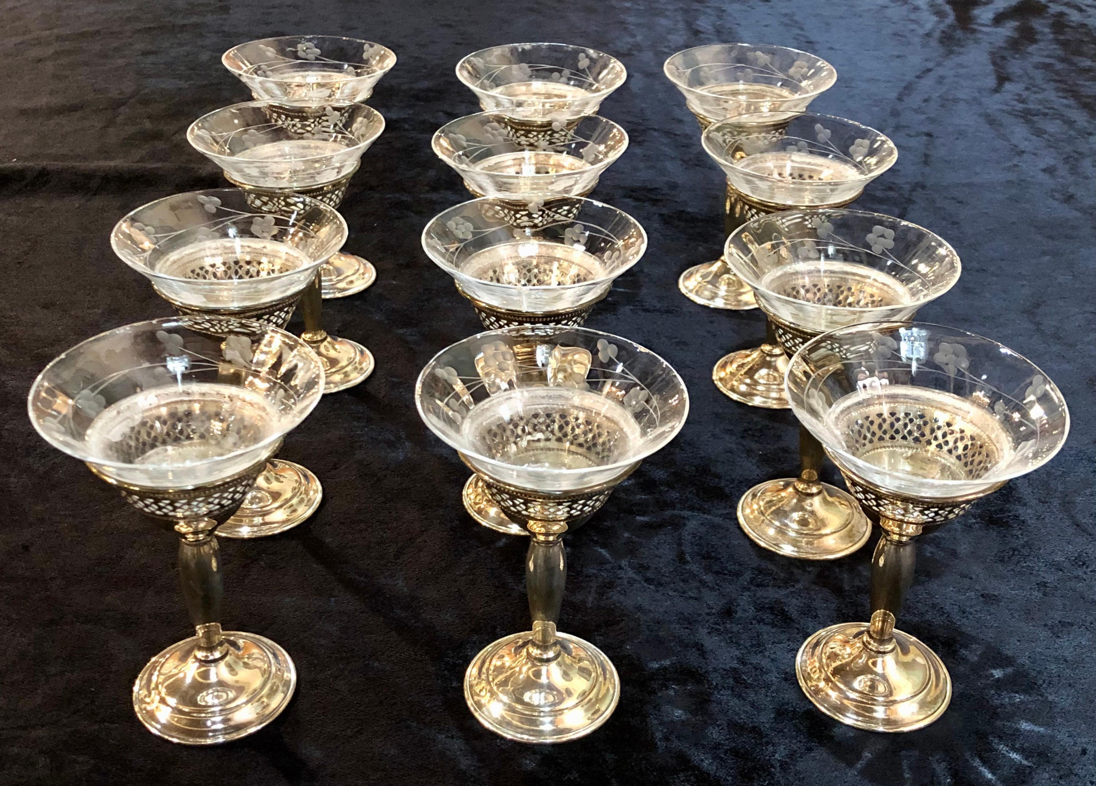 12 Sterling Martini and Coupe Etched Glasses for Cocktails In Good Condition In Stamford, CT