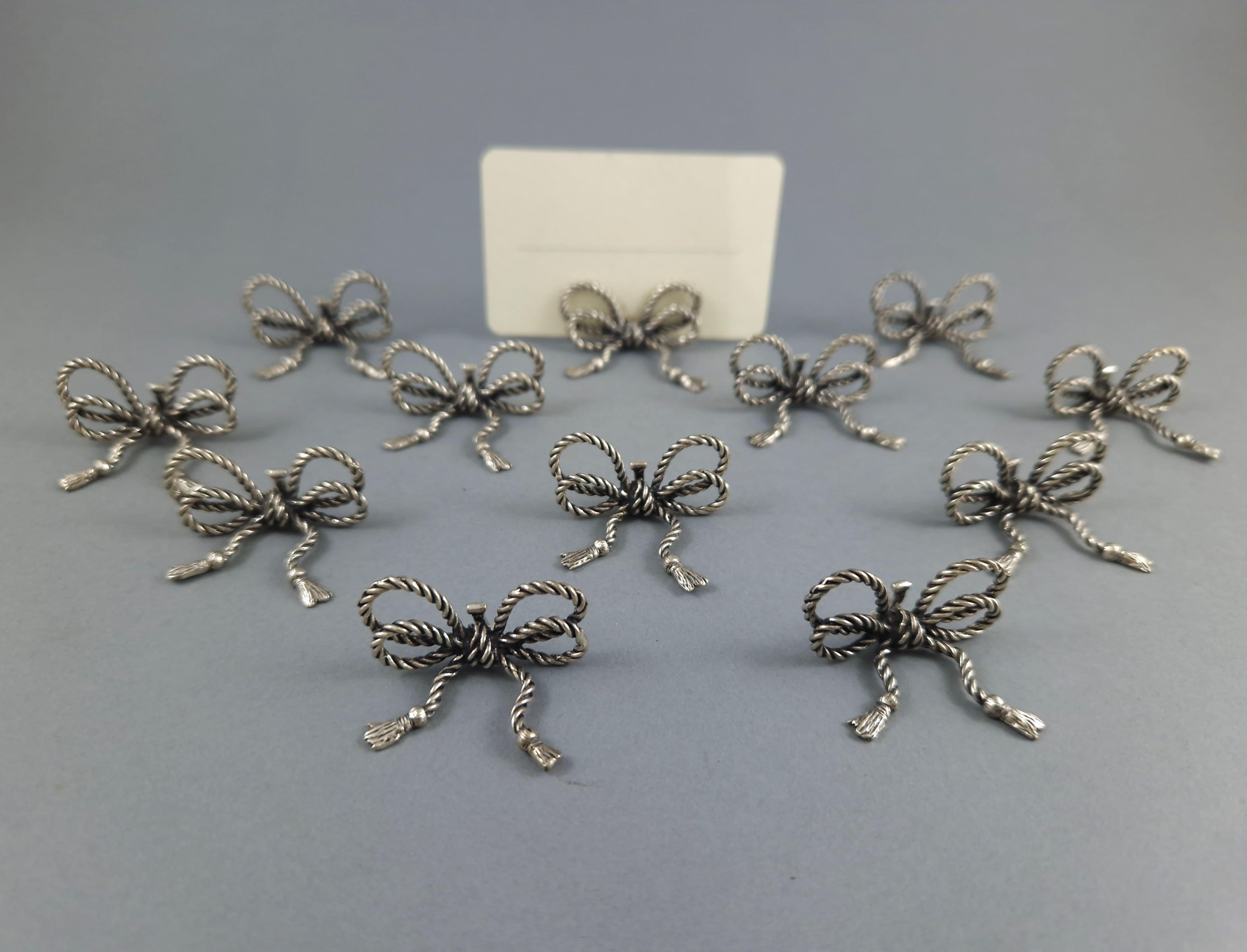 Italiano 12 portacartellini a forma di fiocco in argento sterling in vendita