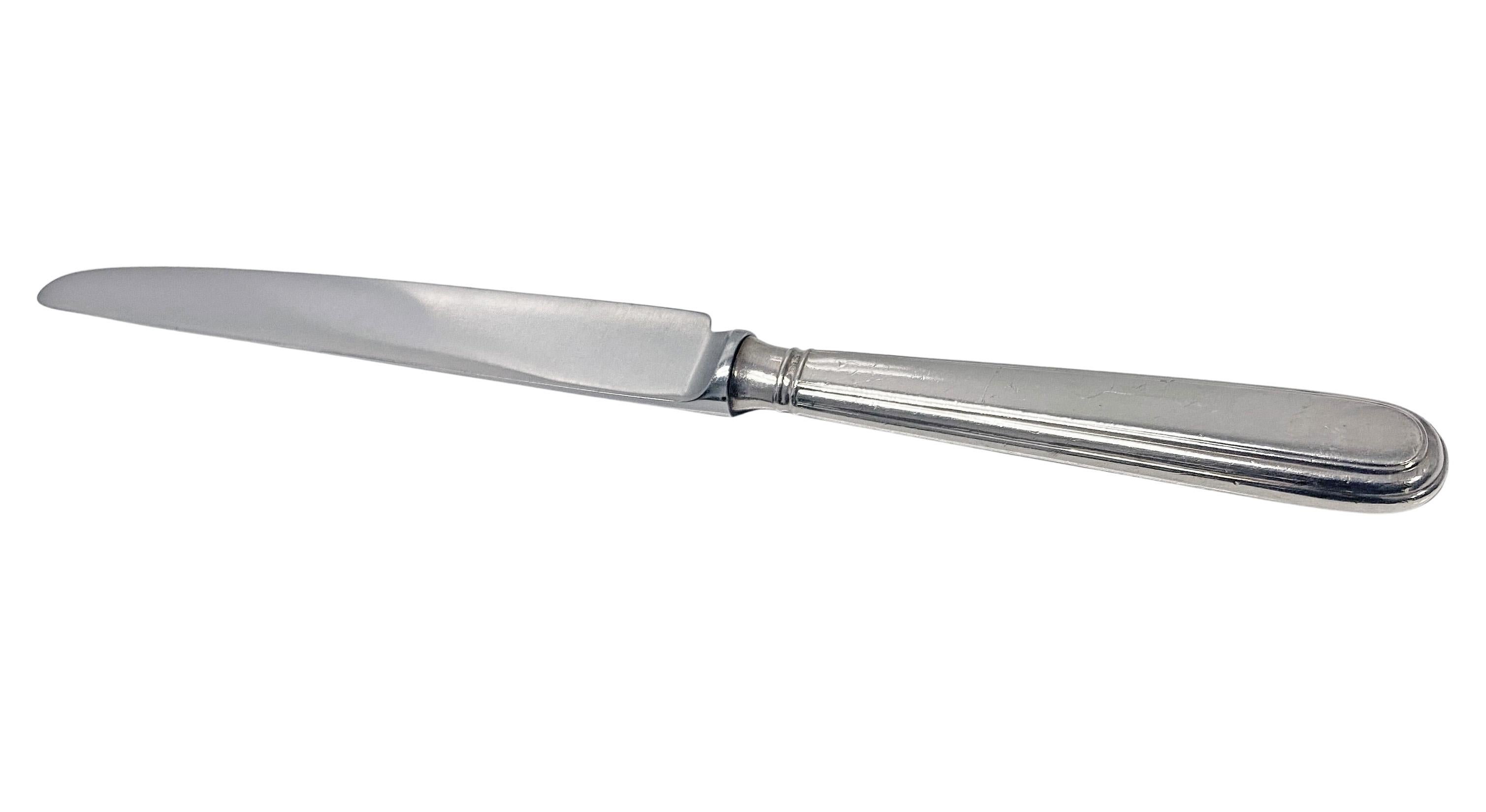 12 Sterling Silver dinner knives Old English Thread pattern English hallmarks For Sale 1