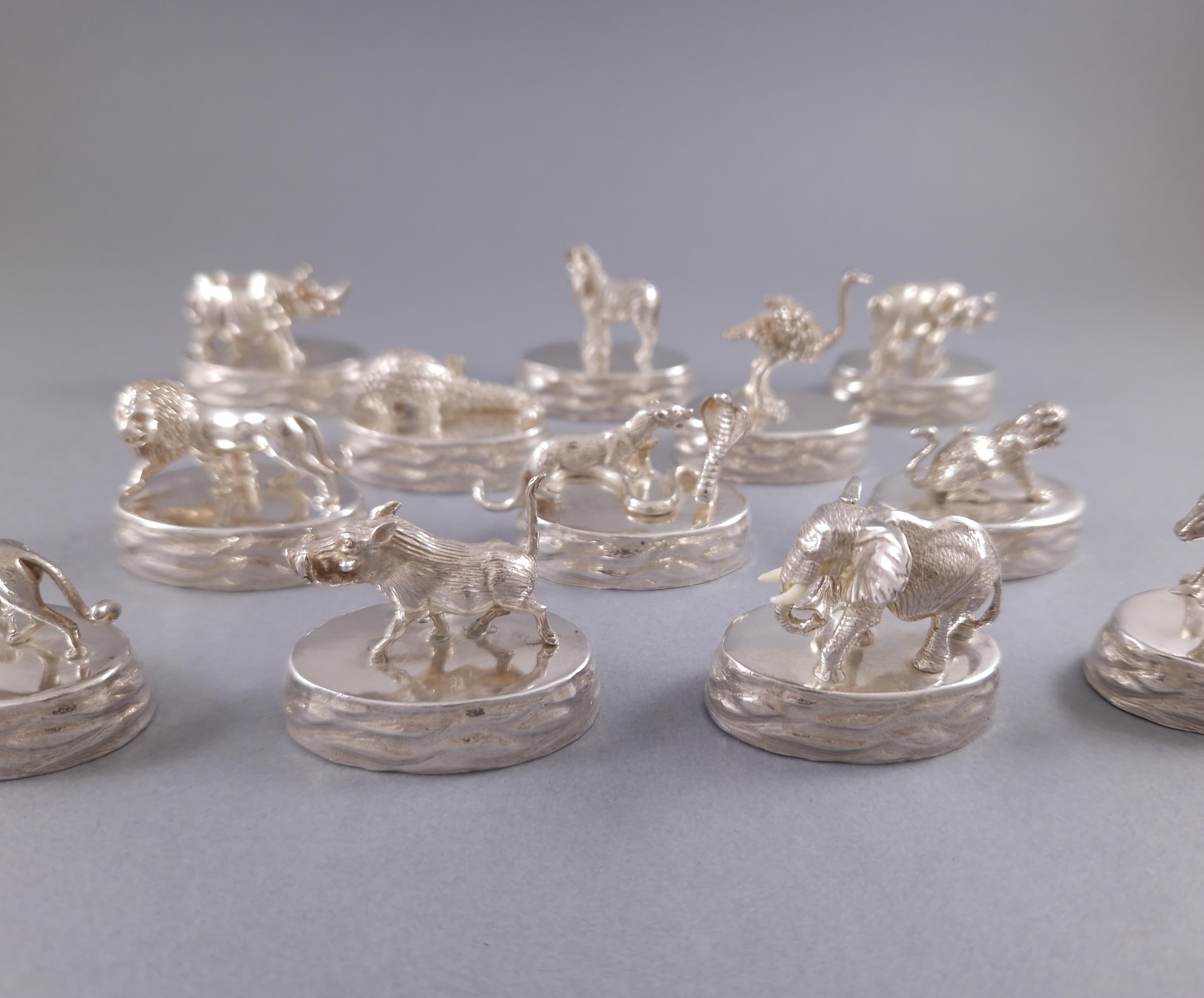 12 Sterling Silver Place Card Holders By Patrick Mavros In Excellent Condition In Saint-Ouen, FR