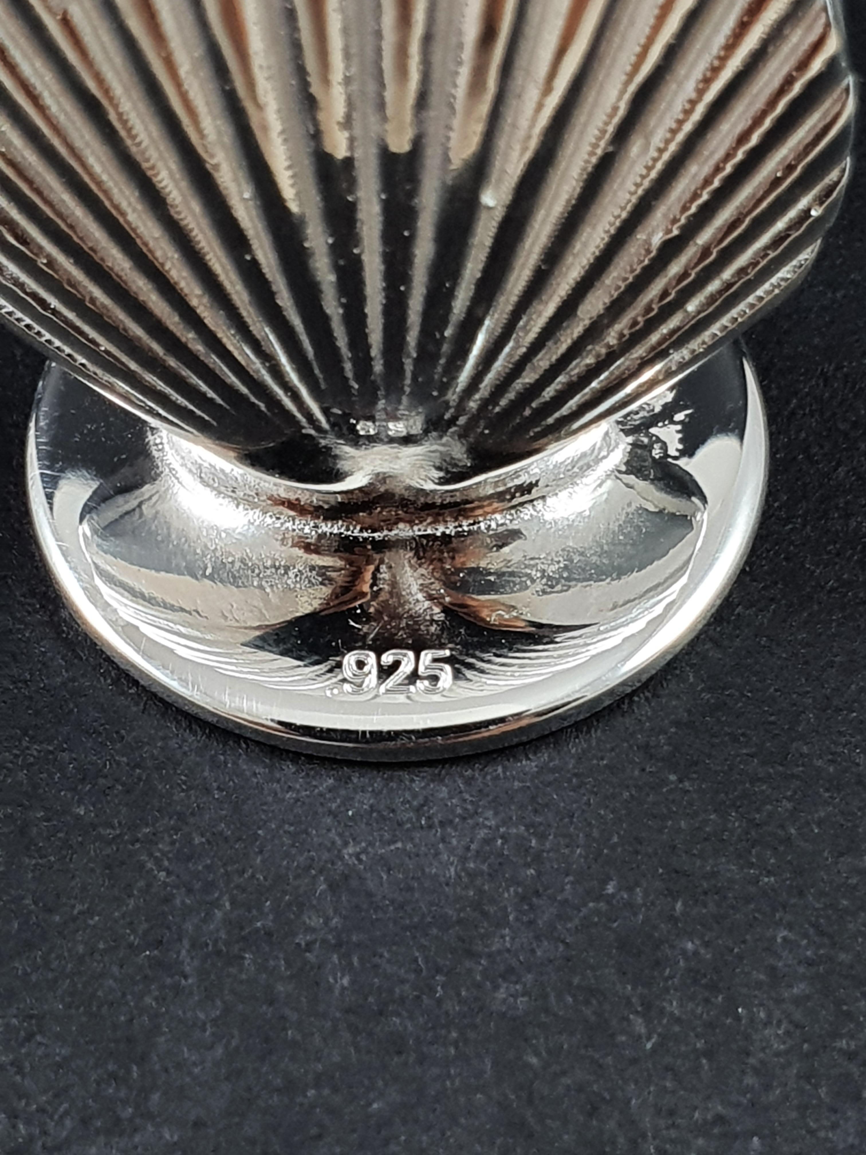 Late 20th Century 12 Sterling Silver Place Card Holders Shell