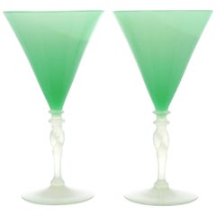 12 copas de agua Steuben Art Decó de jade y alabastro