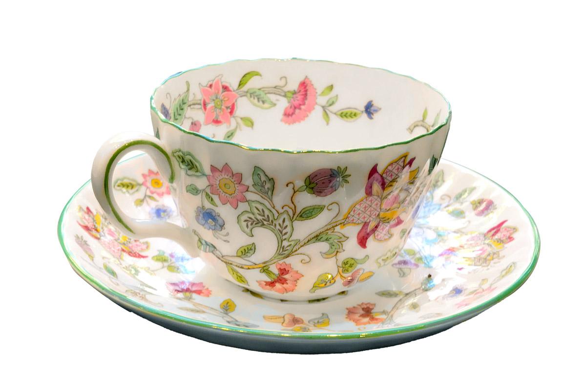 12 Teebecher und Untertassen Minton Bone China Porzellan Haddon Hall (Englisch) im Angebot