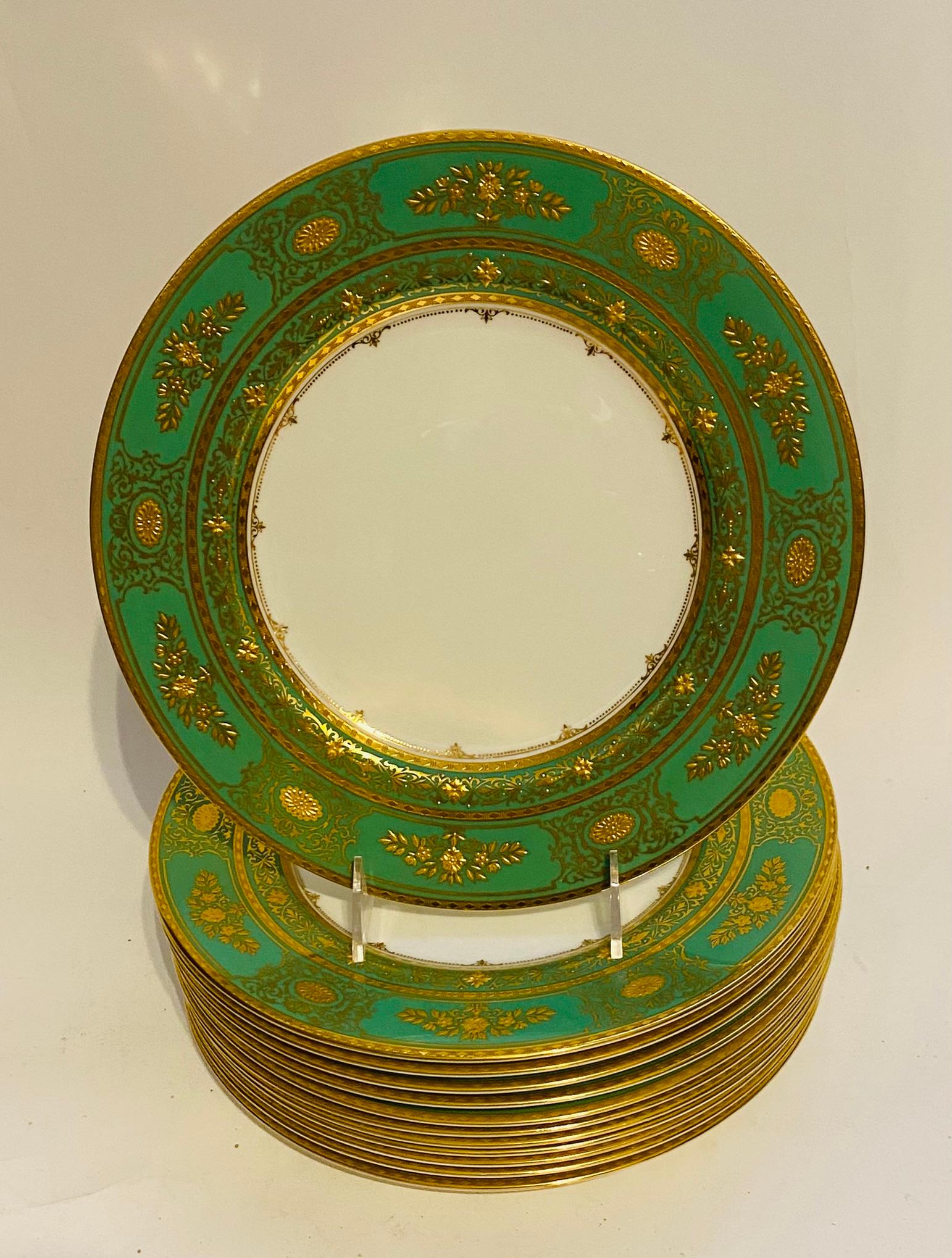 12 Tiffany Green & Gold Encrusted Dinner Plates, Vintage Circa 1950's by Minton In Good Condition In West Palm Beach, FL