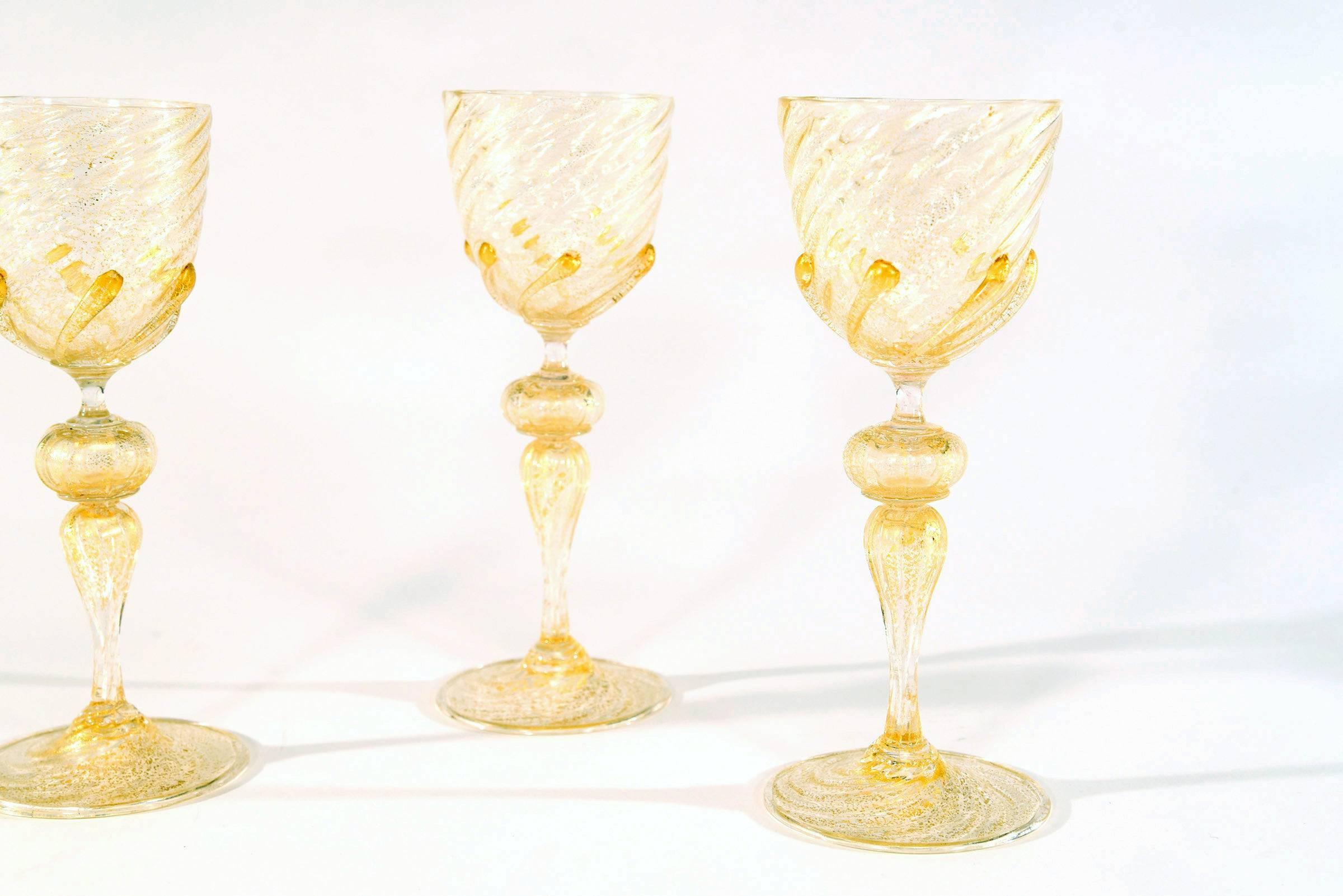 Gilt 12 Venetian Salviati Large Goblets W/ Gold Leaf Inclusions & Applied Prunts  For Sale