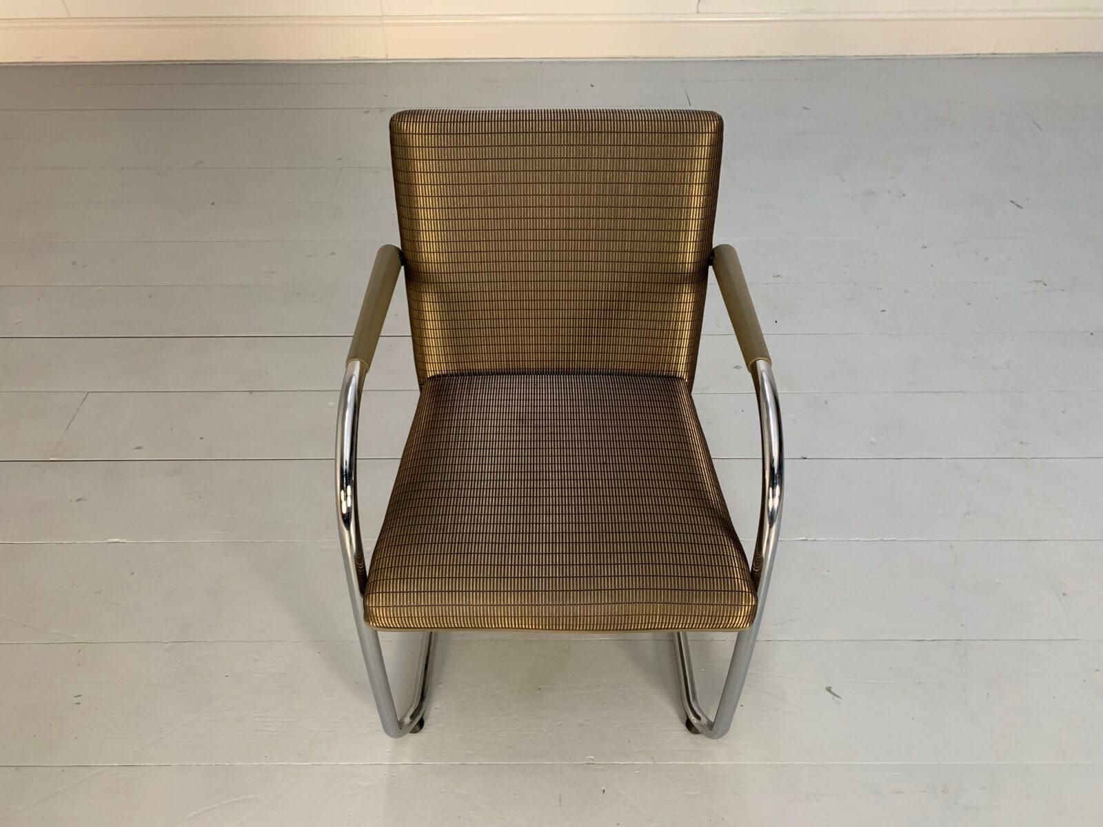 12 chaises de réunion Vitra « Visasoft » de salle à manger - en tissu et cuir dorés en vente 7