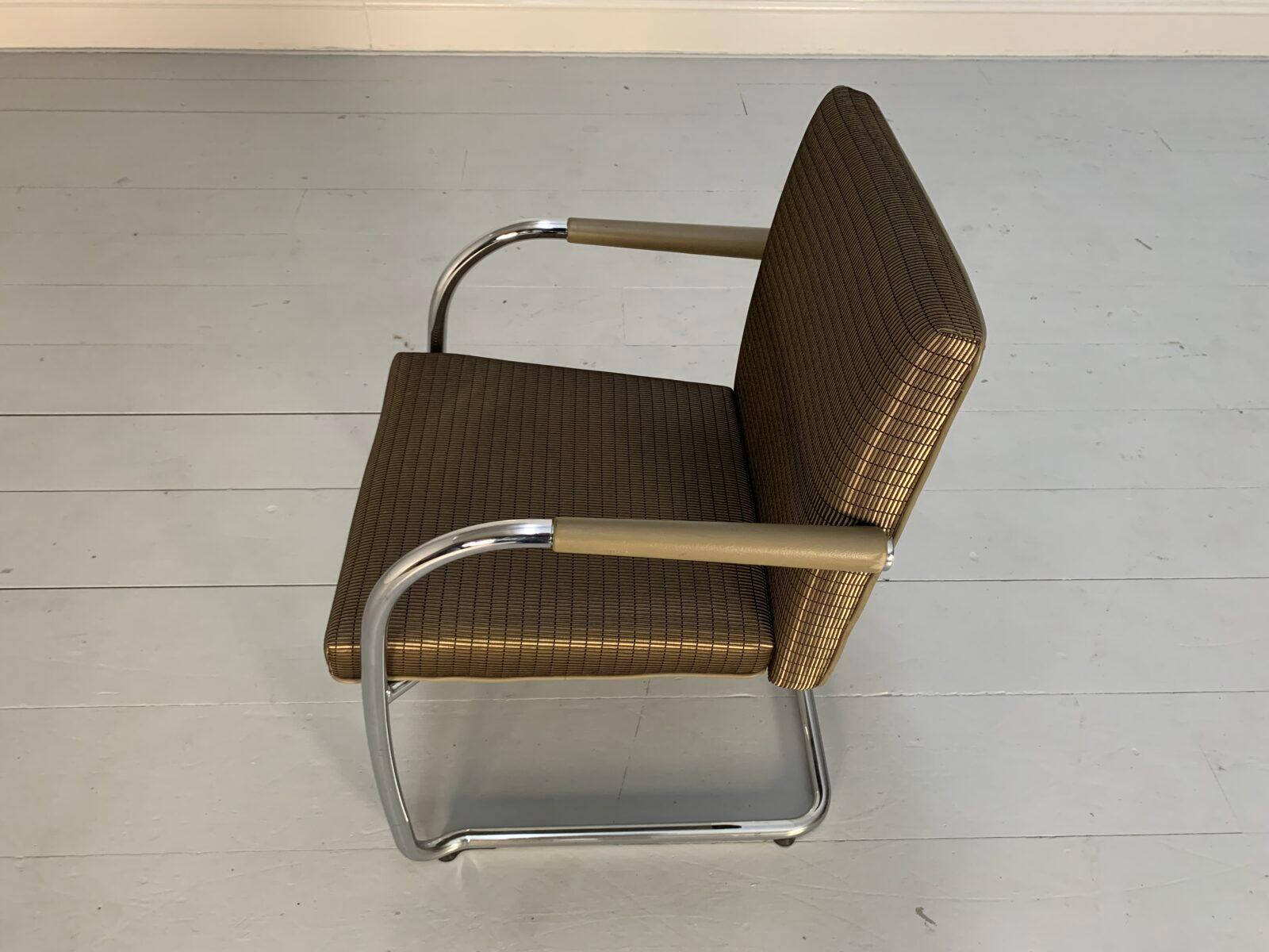 12 chaises de réunion Vitra « Visasoft » de salle à manger - en tissu et cuir dorés en vente 4