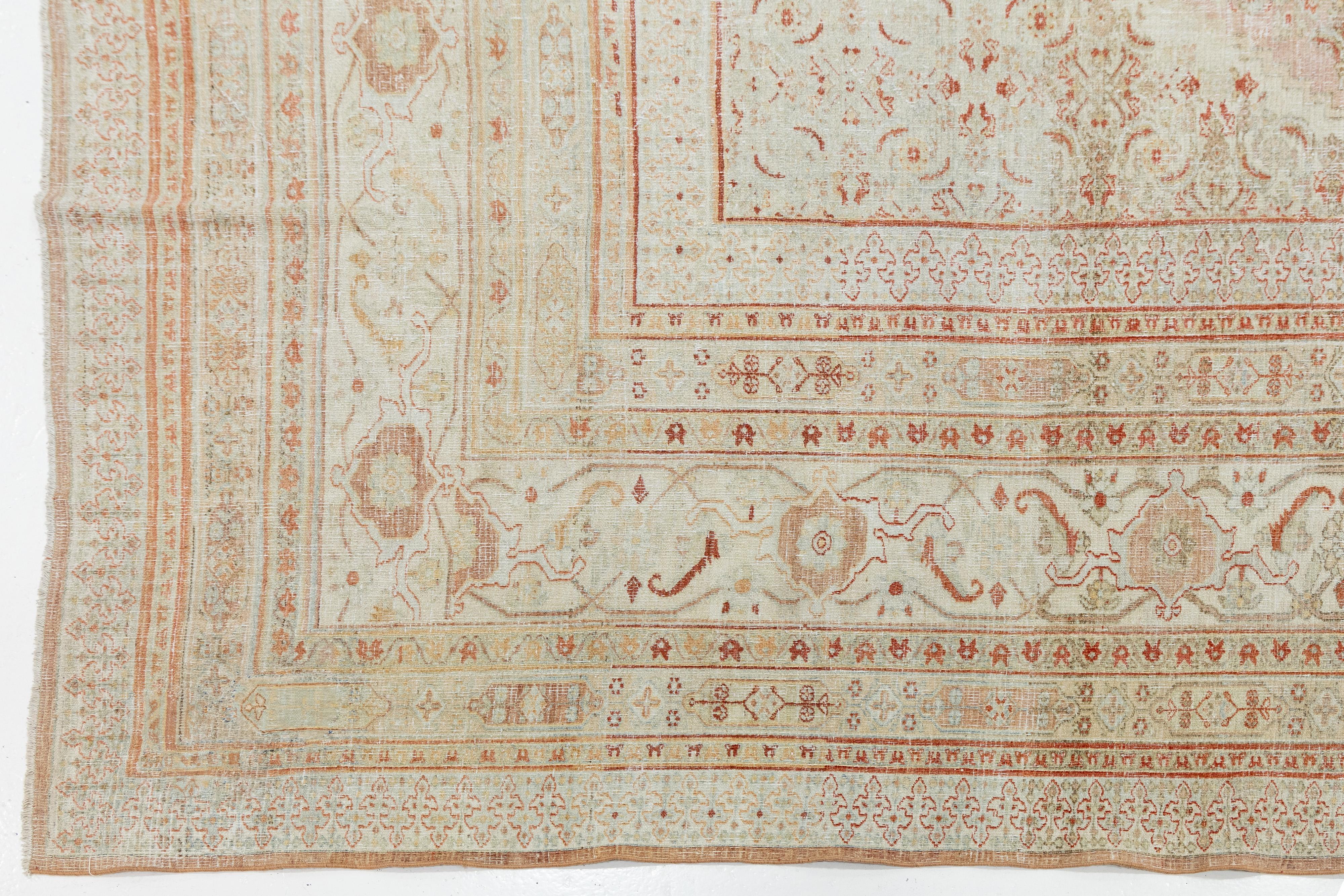 12 x 13 Antiker Pfirsich Tabriz Handgefertigter Persischer Wollteppich mit Blumenmuster (Wolle) im Angebot