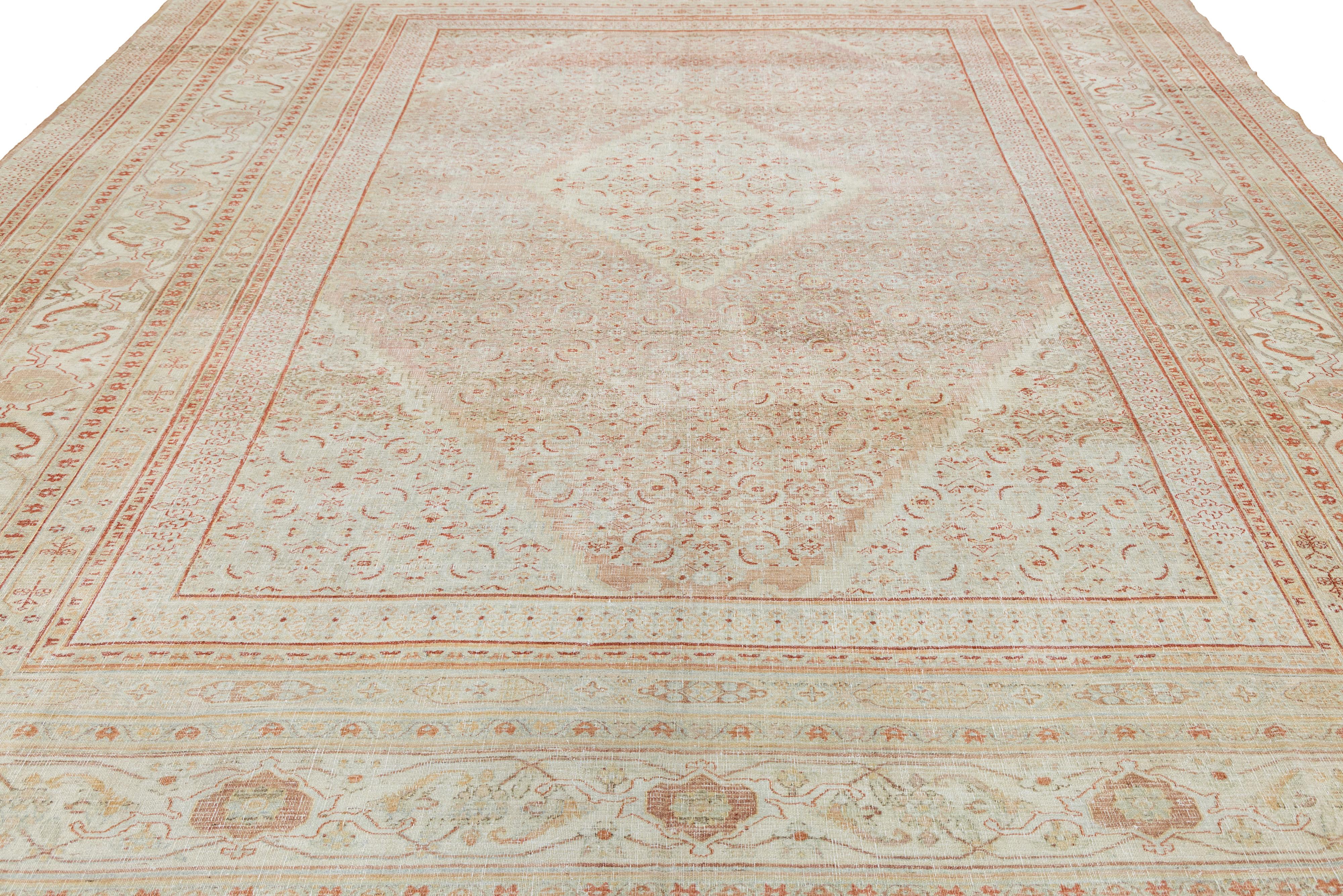 12 x 13 Antiker Pfirsich Tabriz Handgefertigter Persischer Wollteppich mit Blumenmuster im Angebot 1
