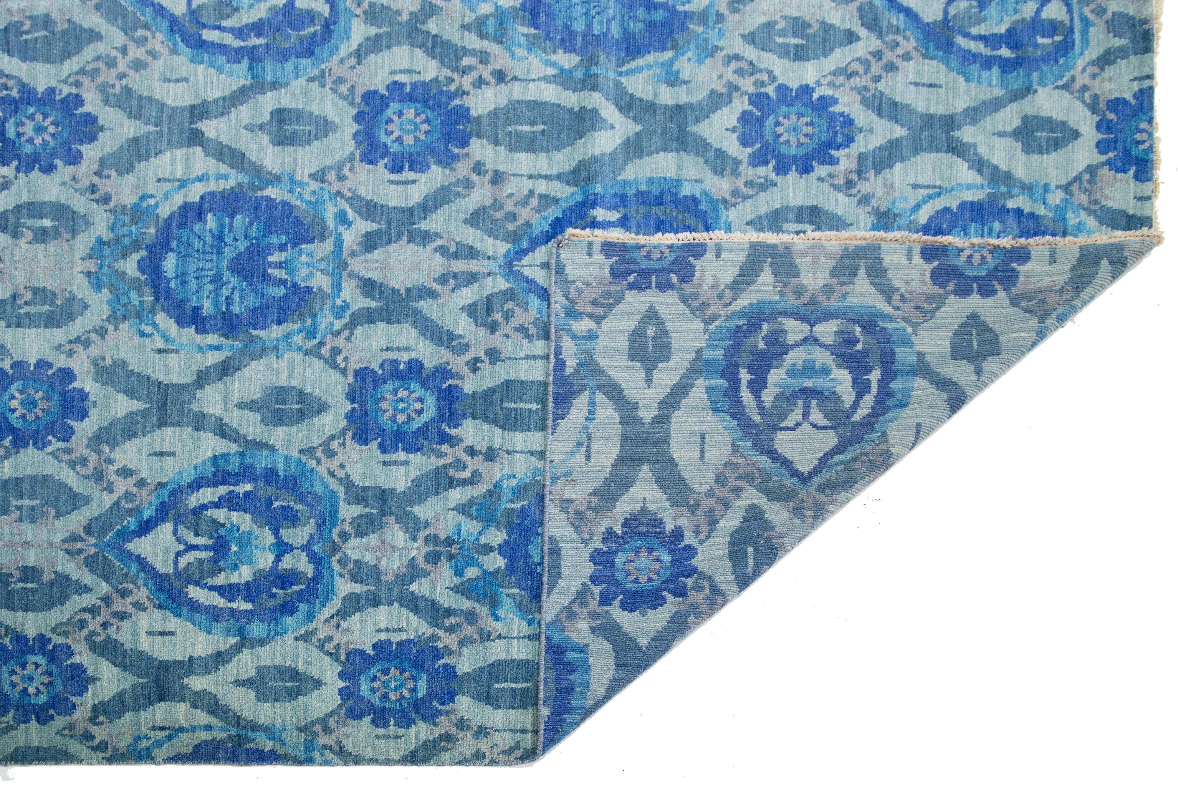 Indiano 12 x 15 Tappeto in lana Ikat Contemporaneo con Design/One in colore verde e blu in vendita