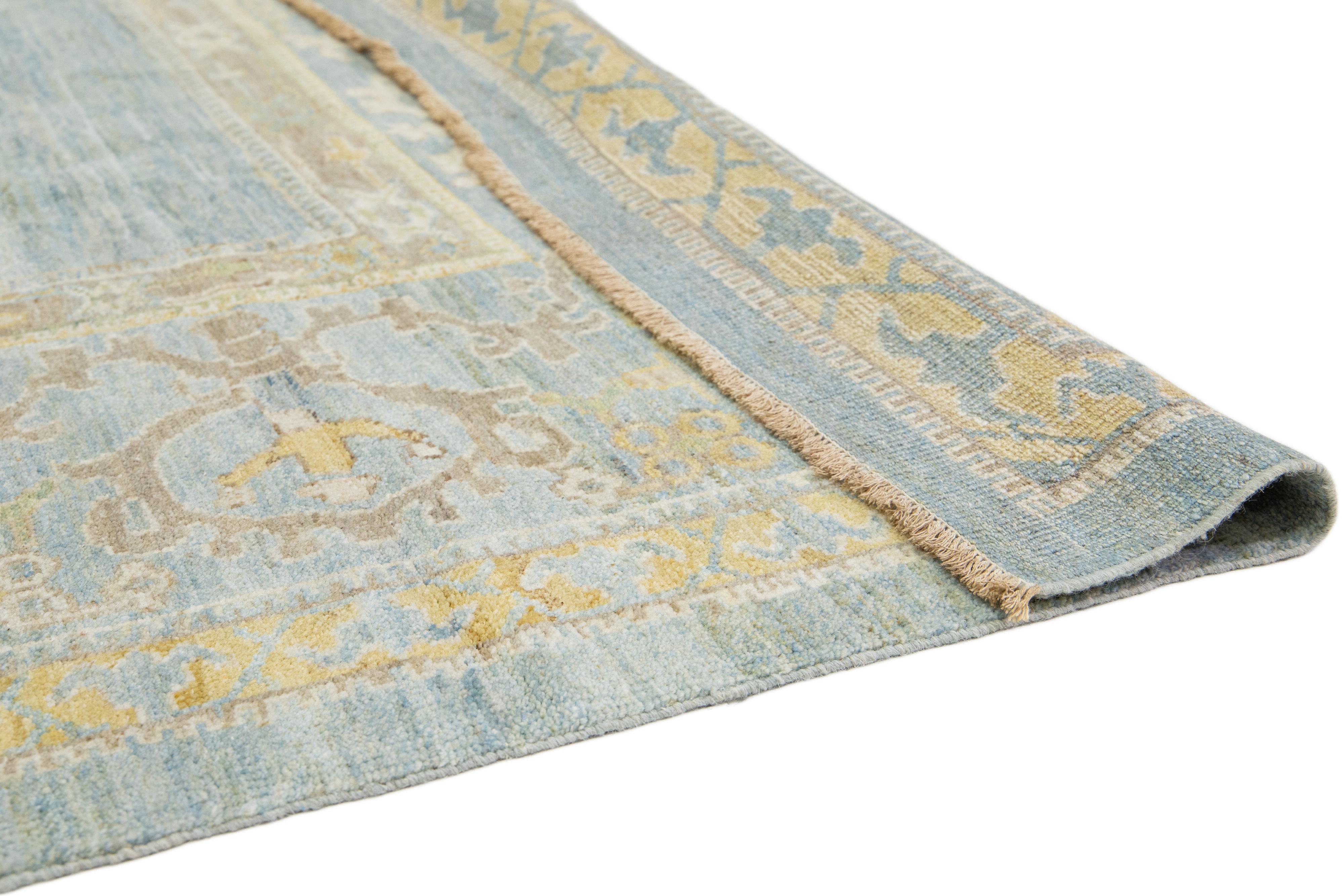 12 x 15 Apadana's Moderner Sultanabad Blauer entworfener Wollteppich in Sultanabad-Blau (Handgeknüpft) im Angebot
