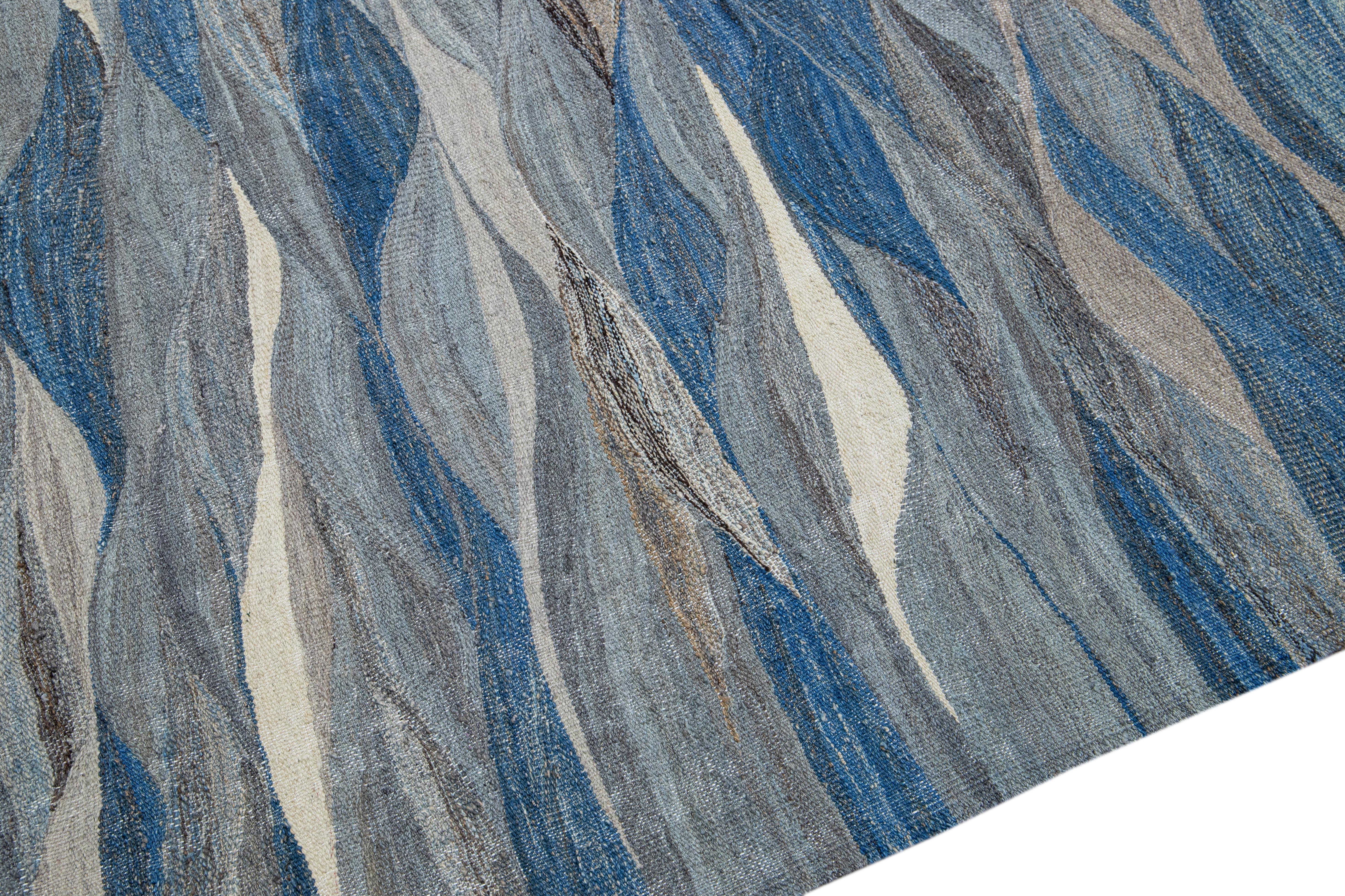 12 x 15 Blue Modern Flat-Weave Wool Rug With Abstract Design In New Condition For Sale In Norwalk, CT