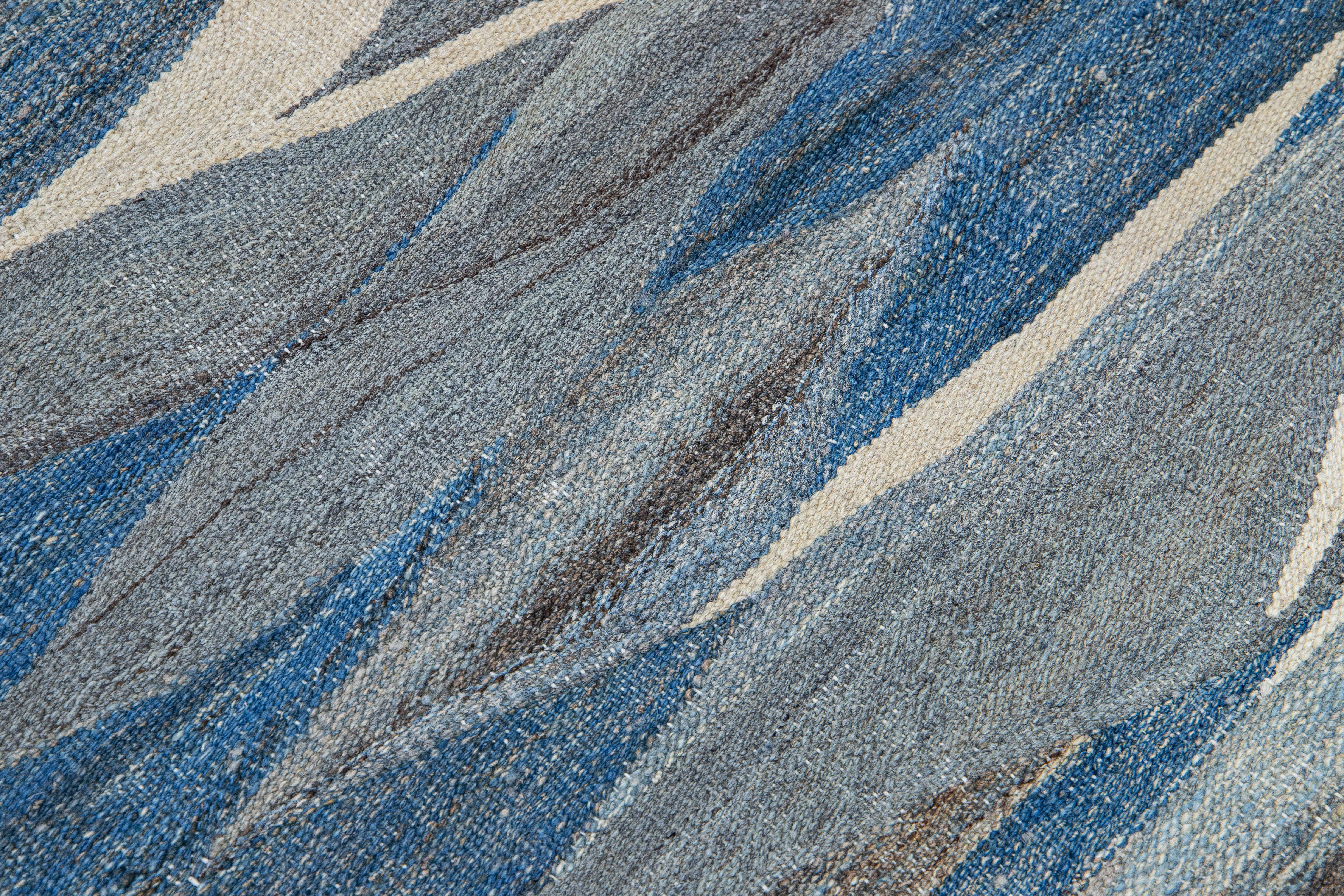 12 x 15 Blue Modern Flat-Weave Wool Rug With Abstract Design For Sale 2