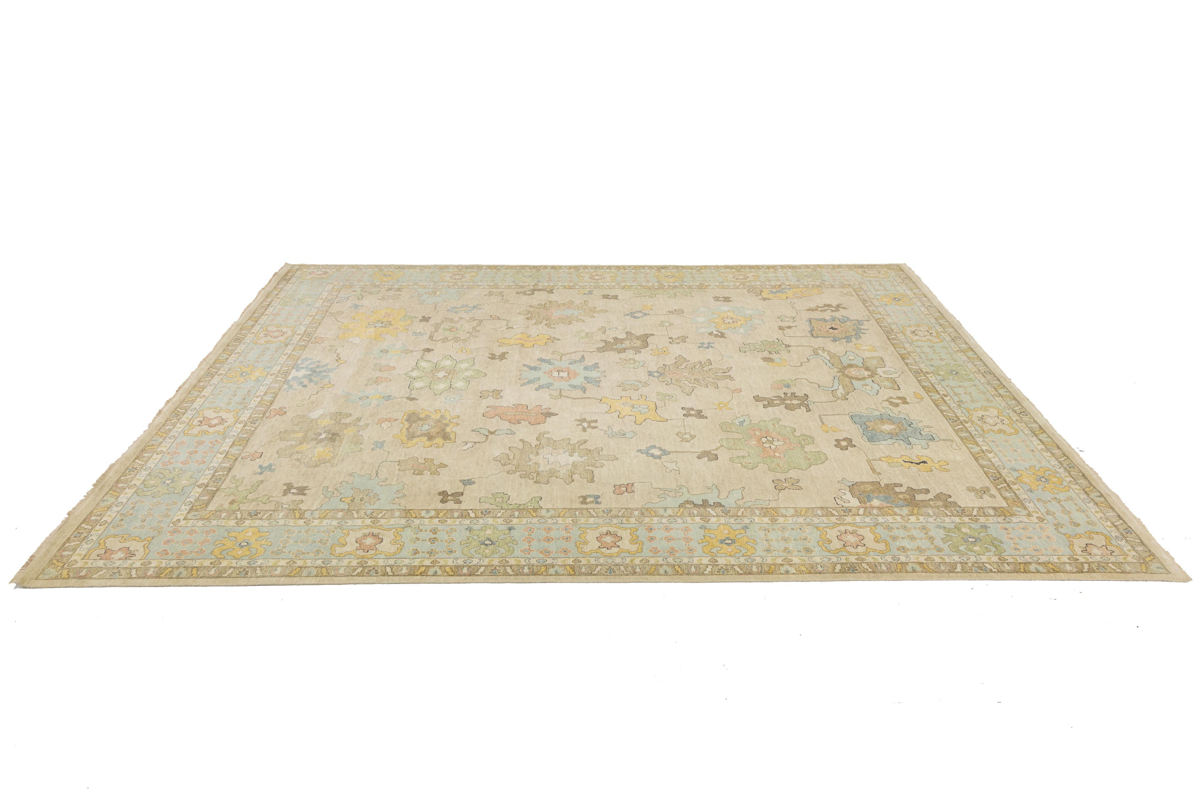 12 x 15 By Design Modern Floral Oushak Style Wool Rug Handmade In Beige en vente 1