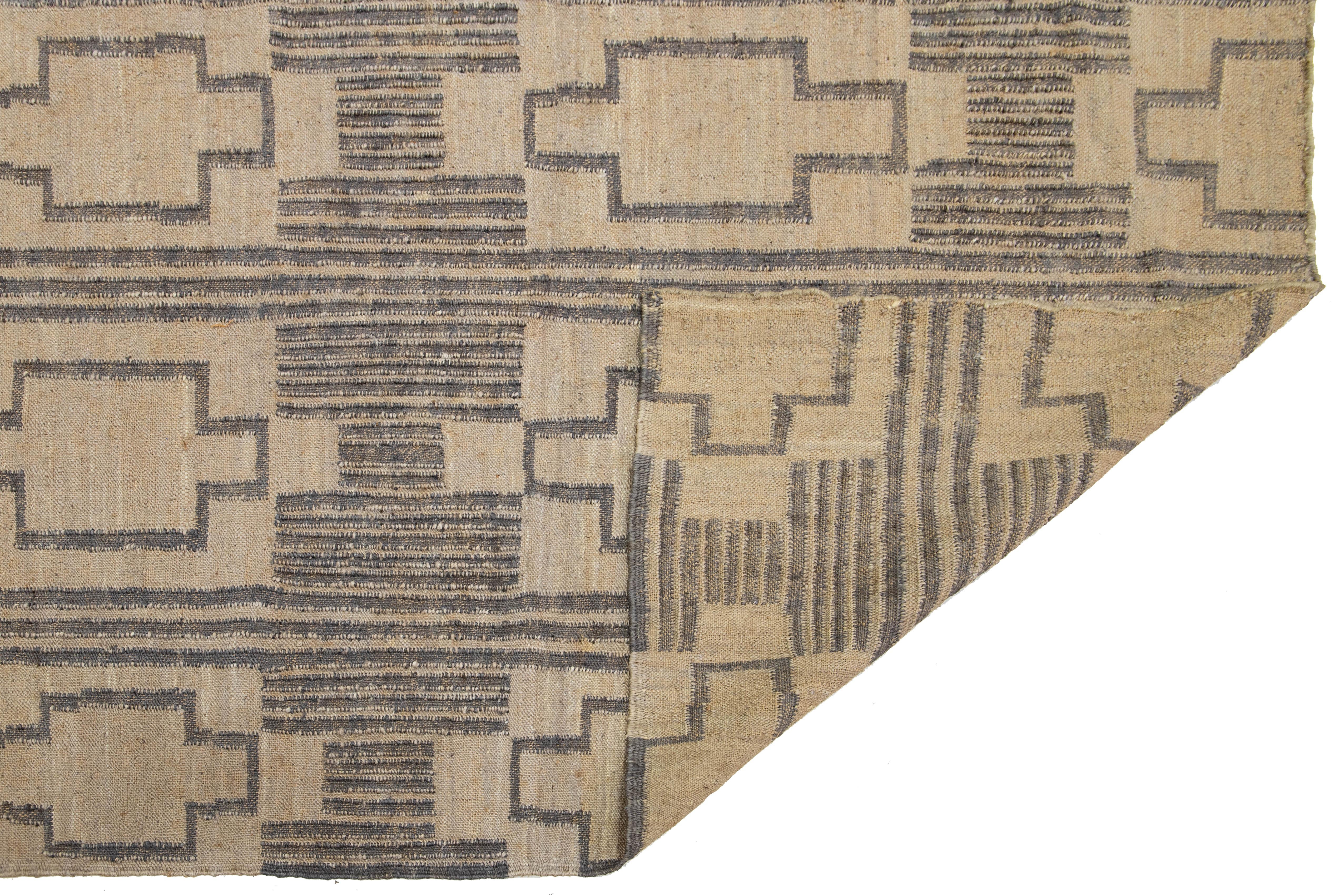Organic Modern 12 x 15 Modern Dhurrie Designed Natural Jute Rug For Sale