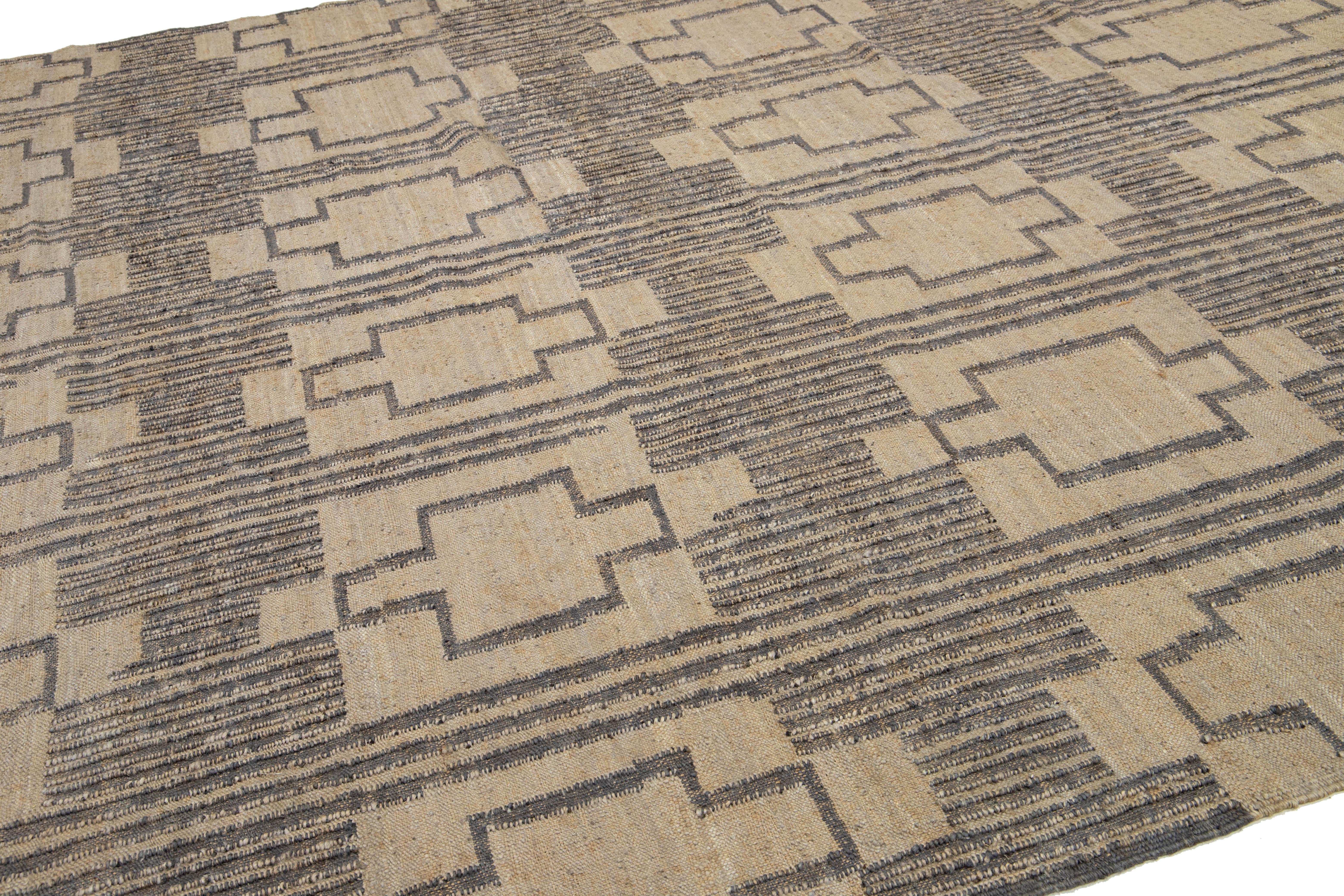 Hand-Woven 12 x 15 Modern Dhurrie Designed Natural Jute Rug For Sale