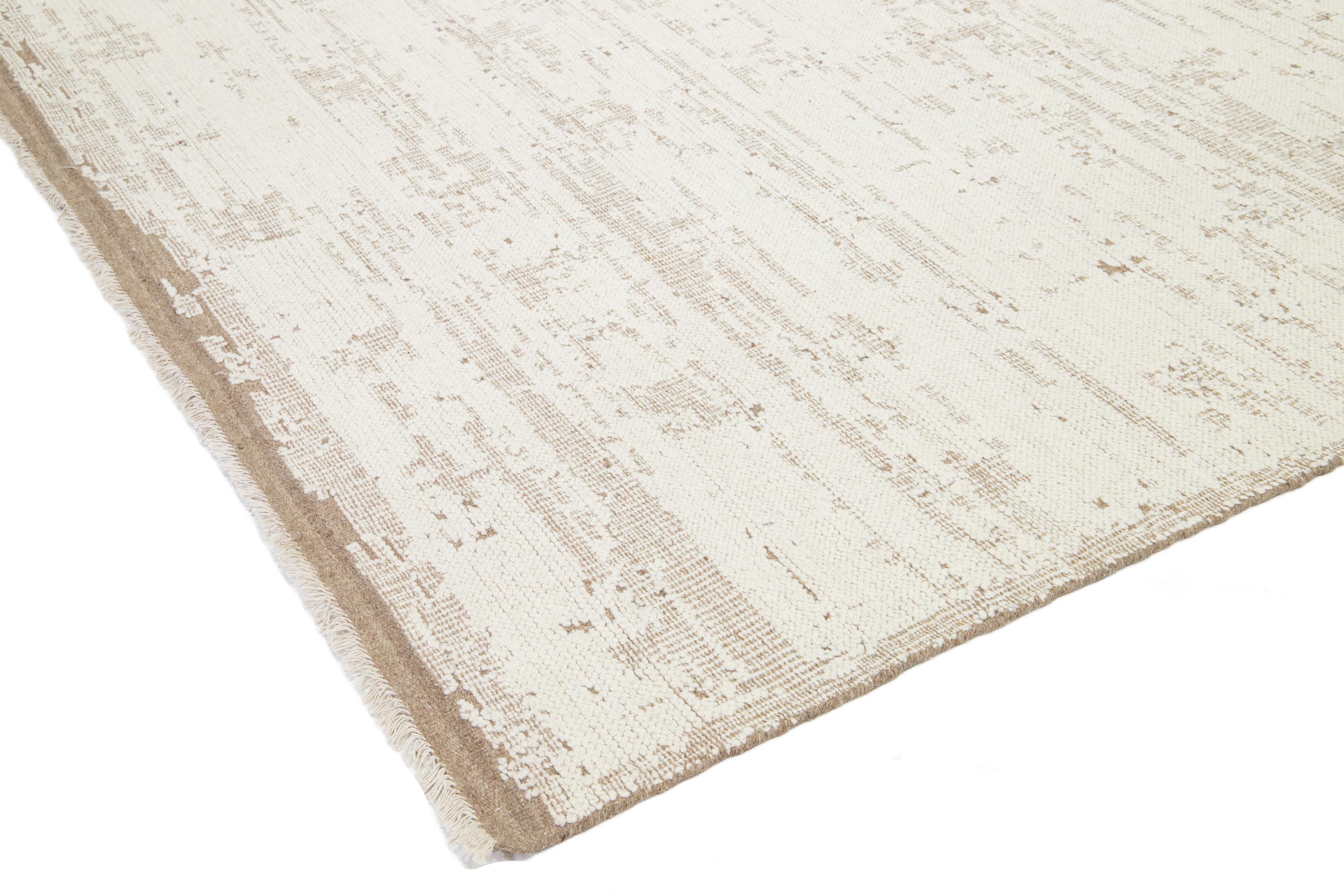 12 x 15  Moderner Flachgewebe-Teppich aus elfenbeinfarbener Wolle mit abstraktem Design im Angebot 4