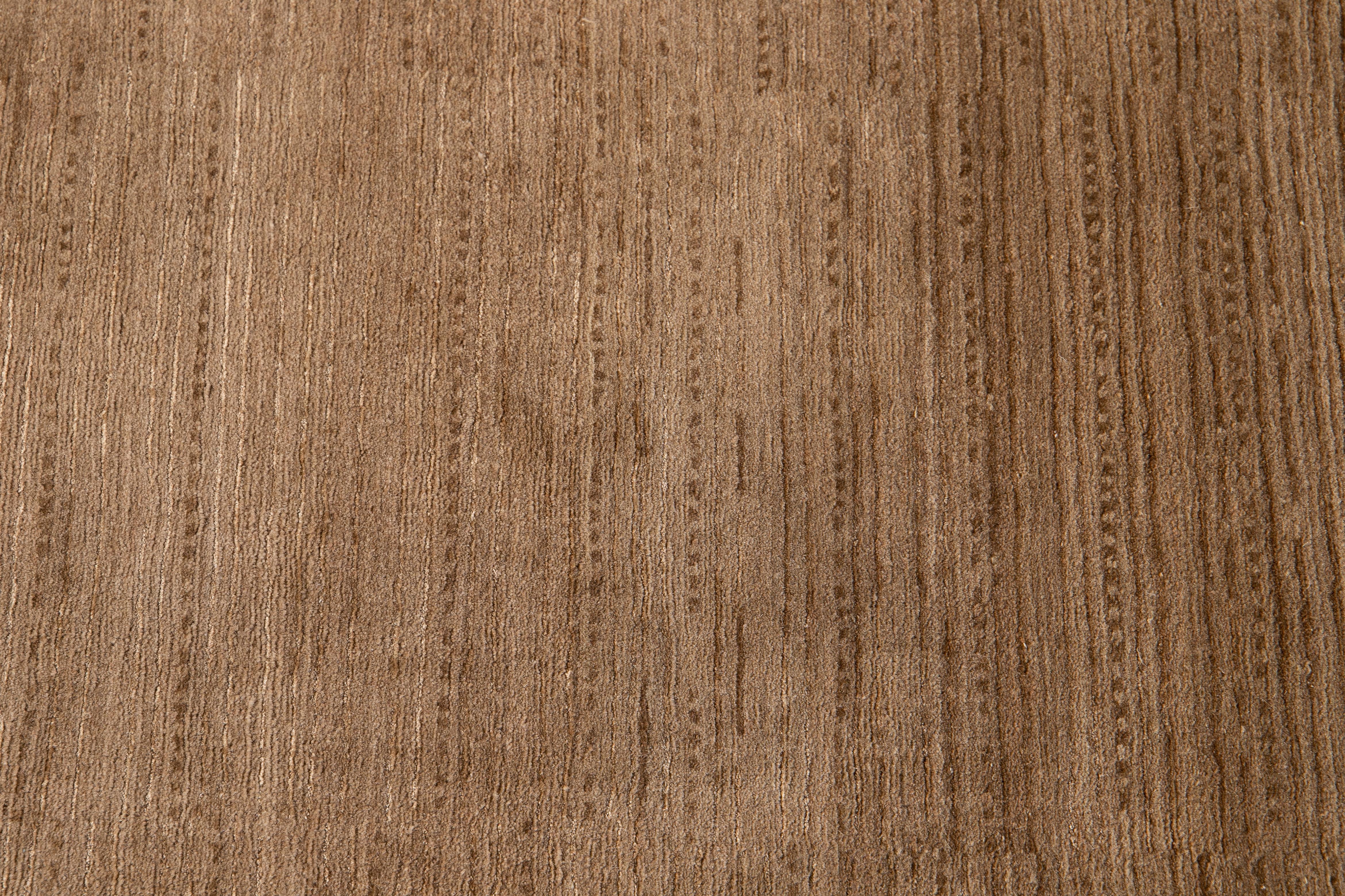 12 x 15 Moderner handgefertigter nepalesischer Wollteppich in Brown im Zustand „Neu“ im Angebot in Norwalk, CT