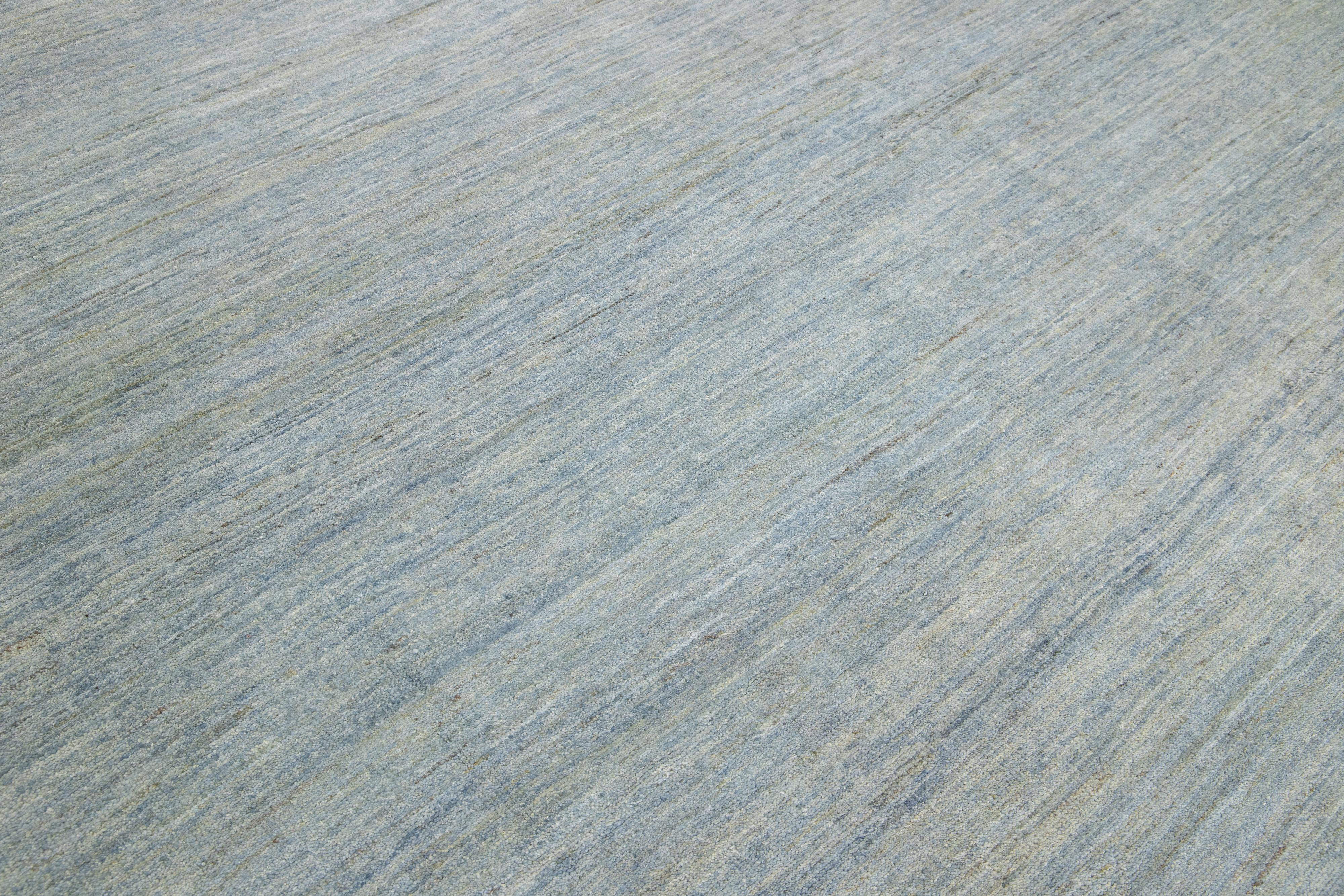 12 X 19 Blue Contemporary Sultanabad Design Wool Rug By Apadana (Tapis de laine contemporain de Sultanabad) en vente 3