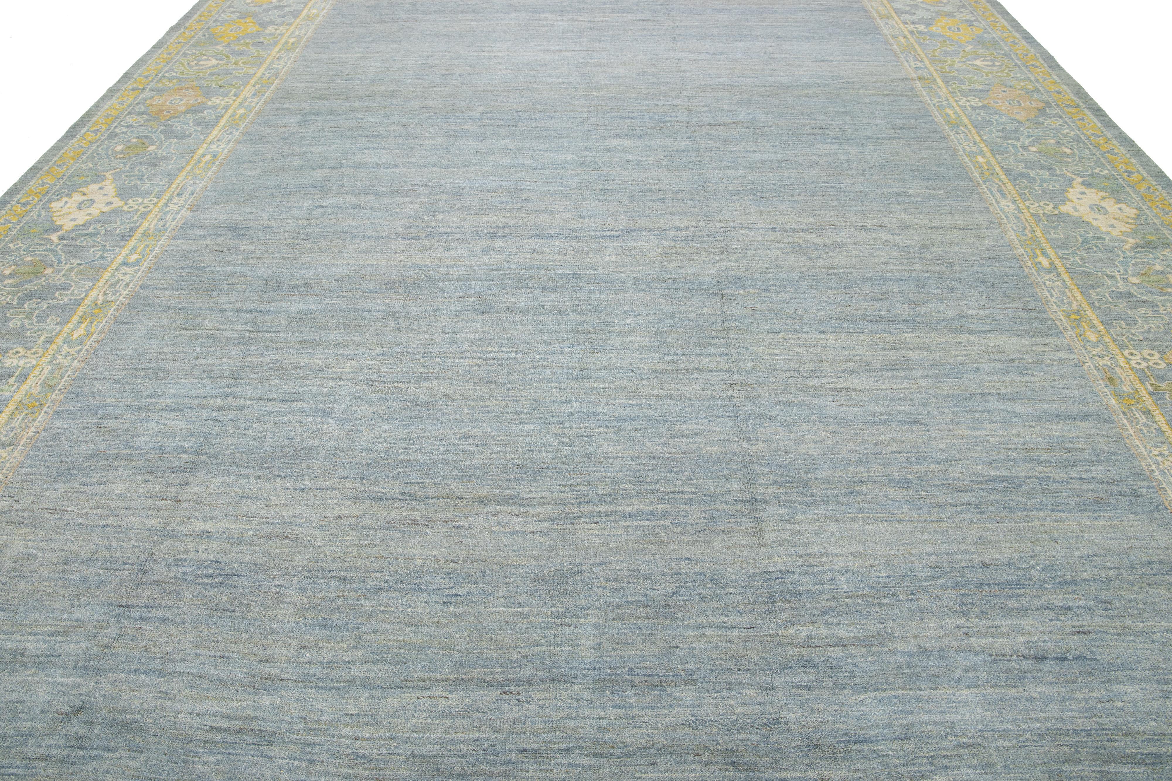 12 X 19 Blue Contemporary Sultanabad Design Wool Rug By Apadana (Tapis de laine contemporain de Sultanabad) en vente 2