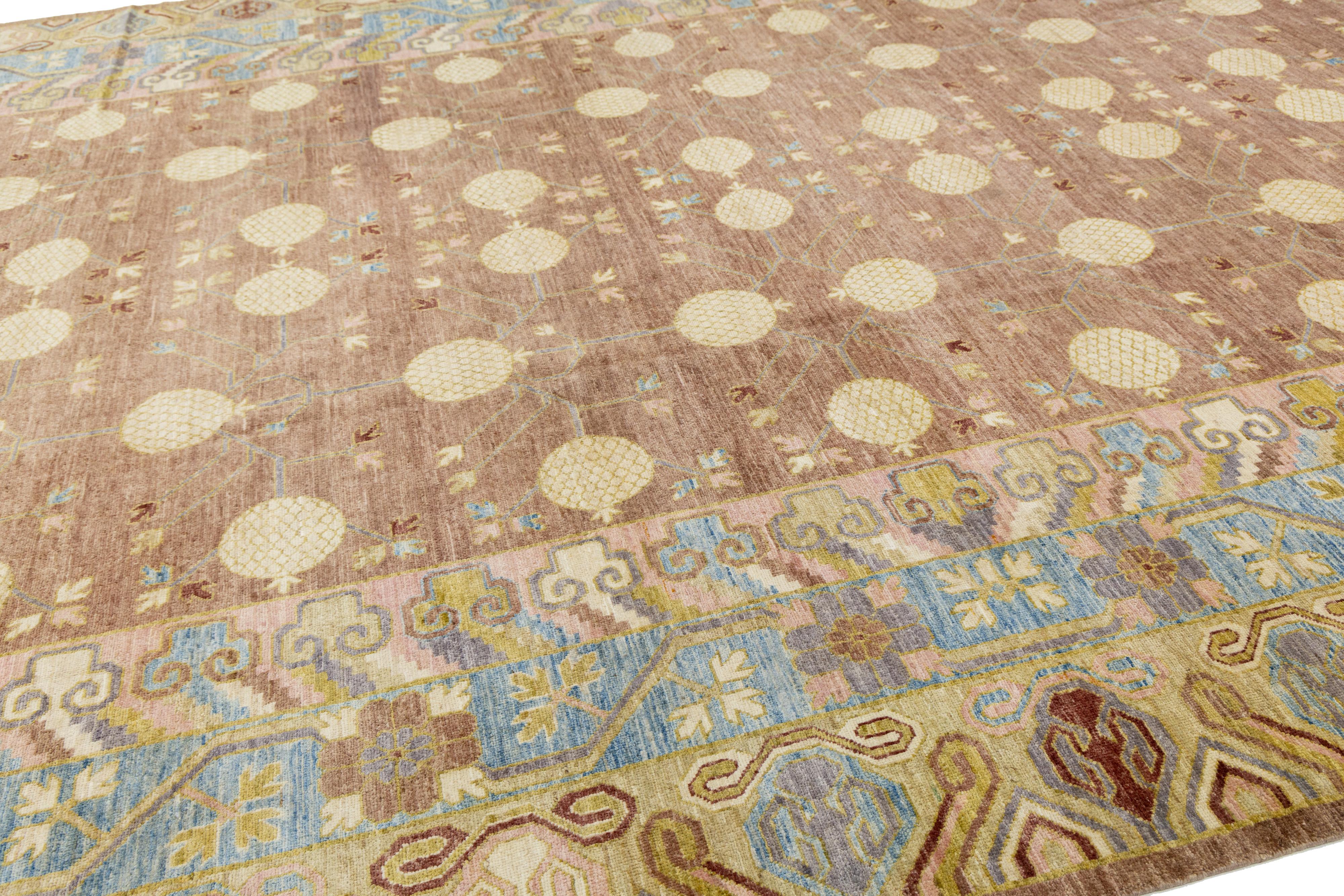 12 x 20 Brown Contemporary Khotan Style Wool Rug with Allover Design Neuf - En vente à Norwalk, CT
