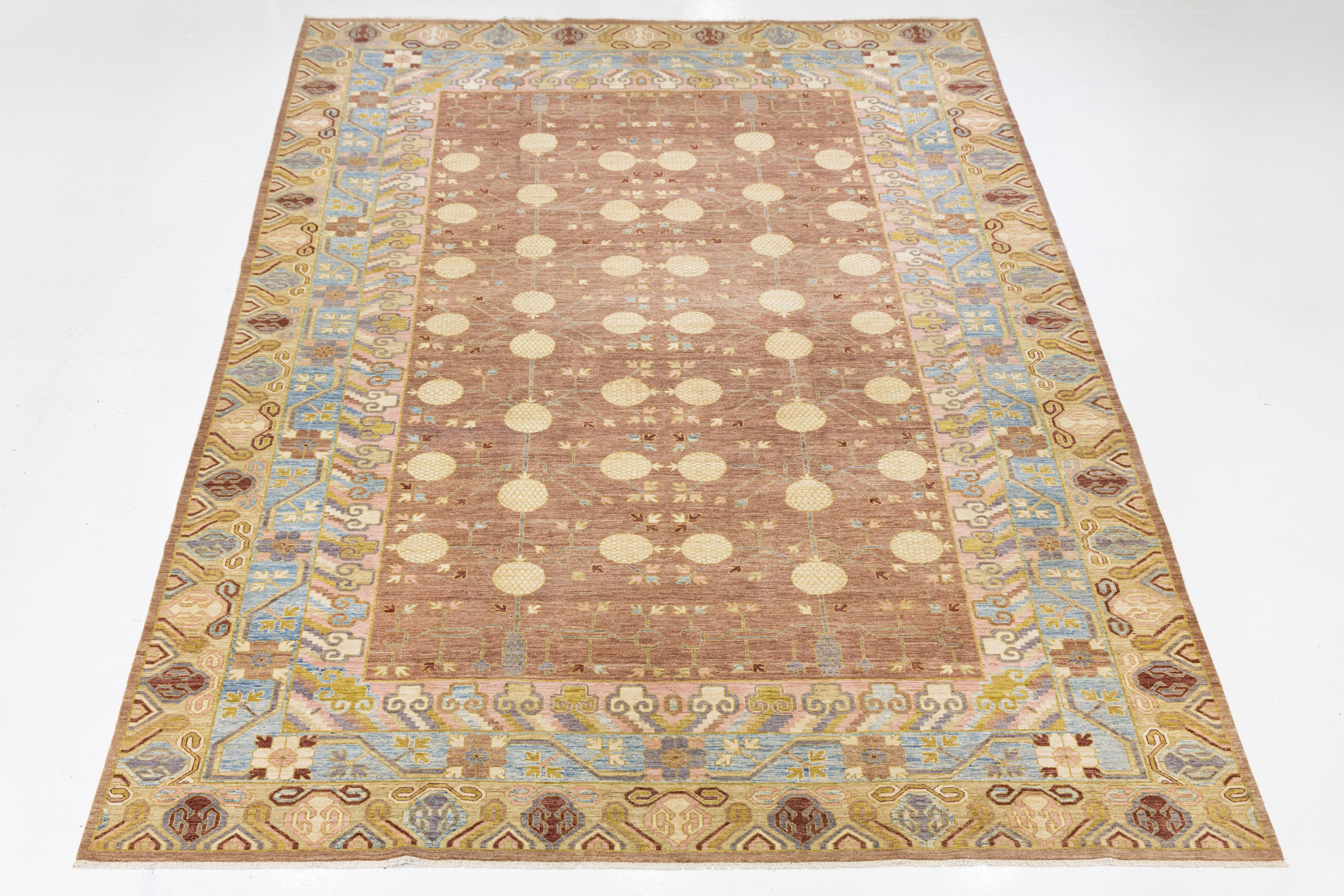 12 x 20 Brown Contemporary Khotan Style Wool Rug with Allover Design en vente 1