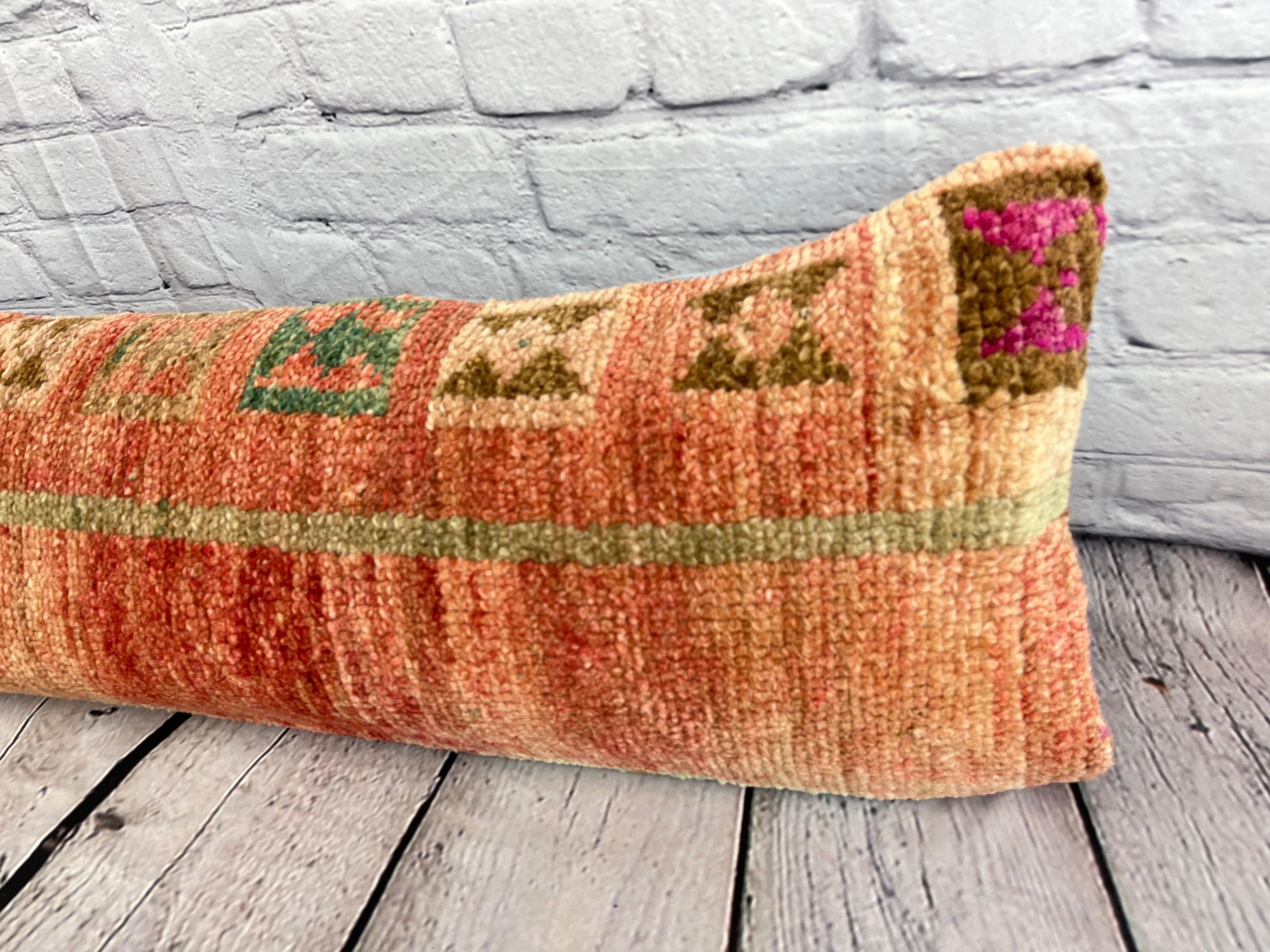 12 x 46 Almohada Alfombra Lumbar Almohada Colorida Tradición Turca Funda de Cojín #7510 Mejora la decoración de tu hogar con nuestra Almohada Alfombra Lumbar Cojín Alfombra Turca. Esta exquisita funda de almohada, meticulosamente tejida a mano,