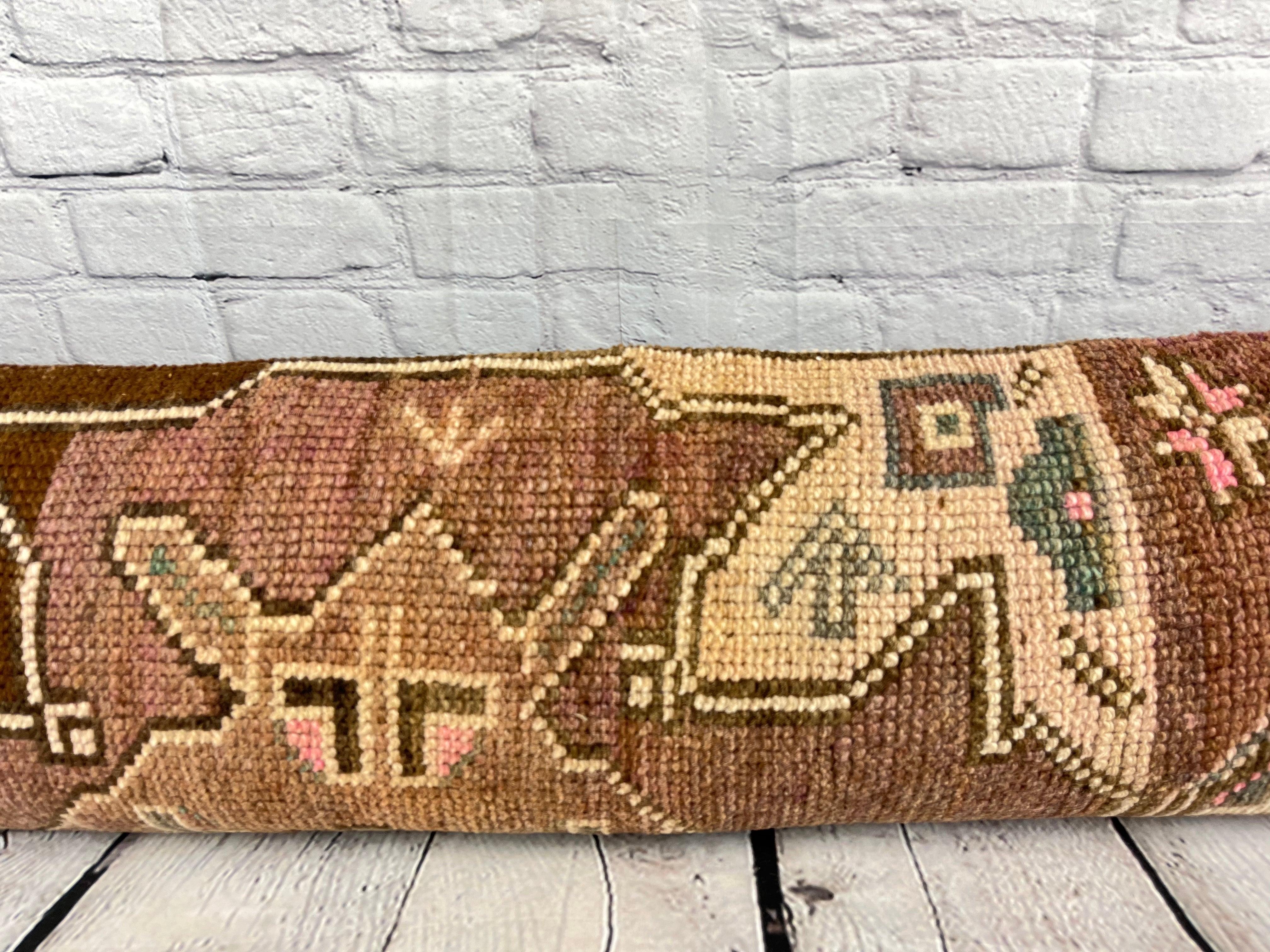 Noué à la main Coussin d'oreiller tapis turc Nomadic Elegance 12 x 46 #7539 en vente