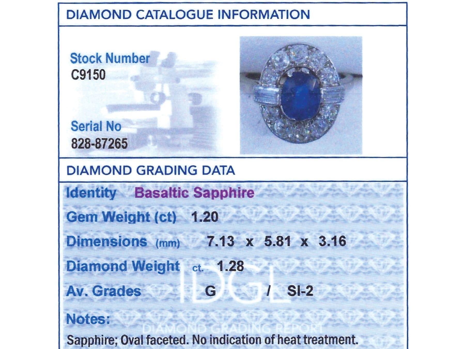 1,20 Karat Basalischer Saphir 1,28 Karat Diamant Platin Cluster-Ring Circa 1935 im Angebot 4