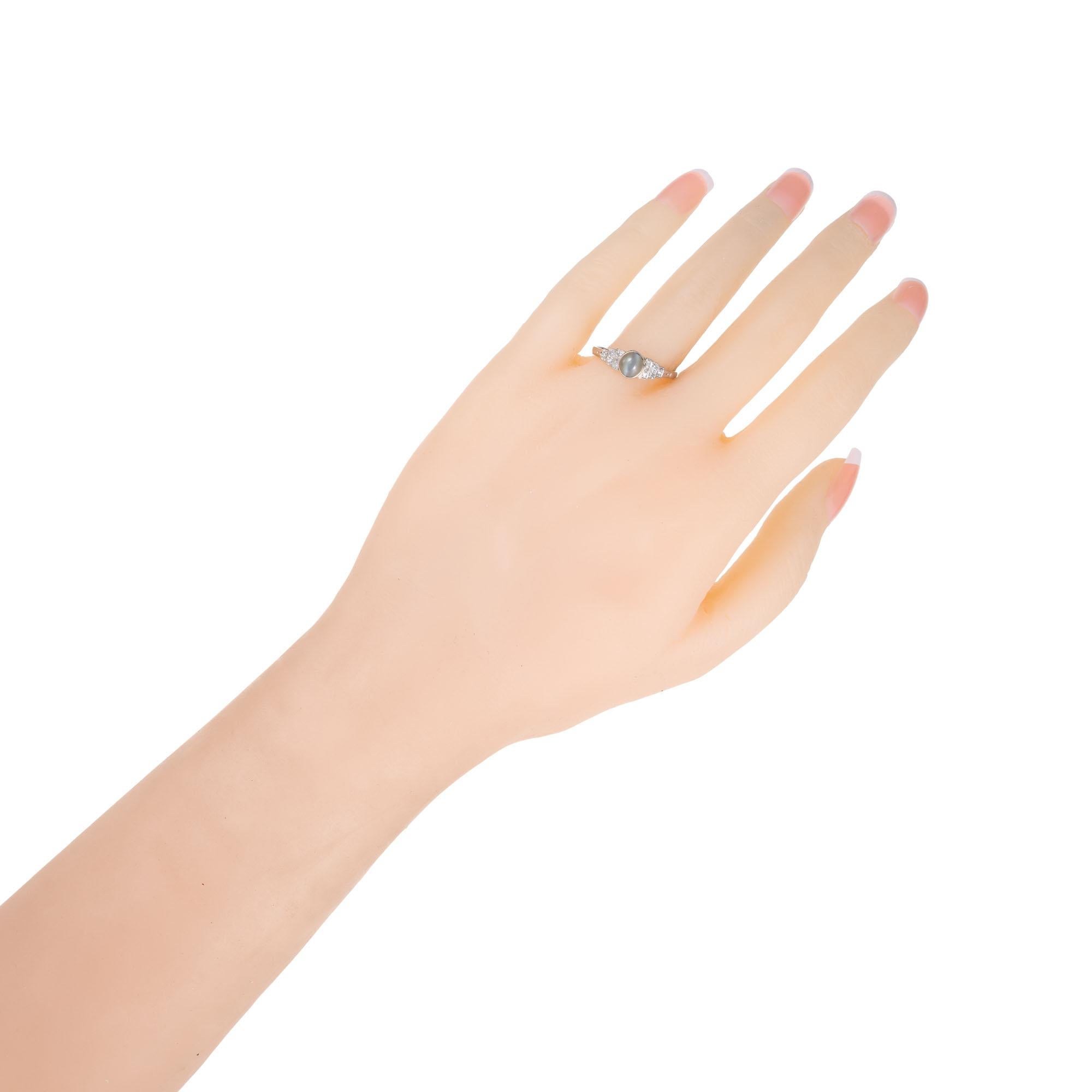 Women's 1.20 Carat Cabochon Chrysoberyl Cat's Eye Diamond Platinum Engagement Ring For Sale
