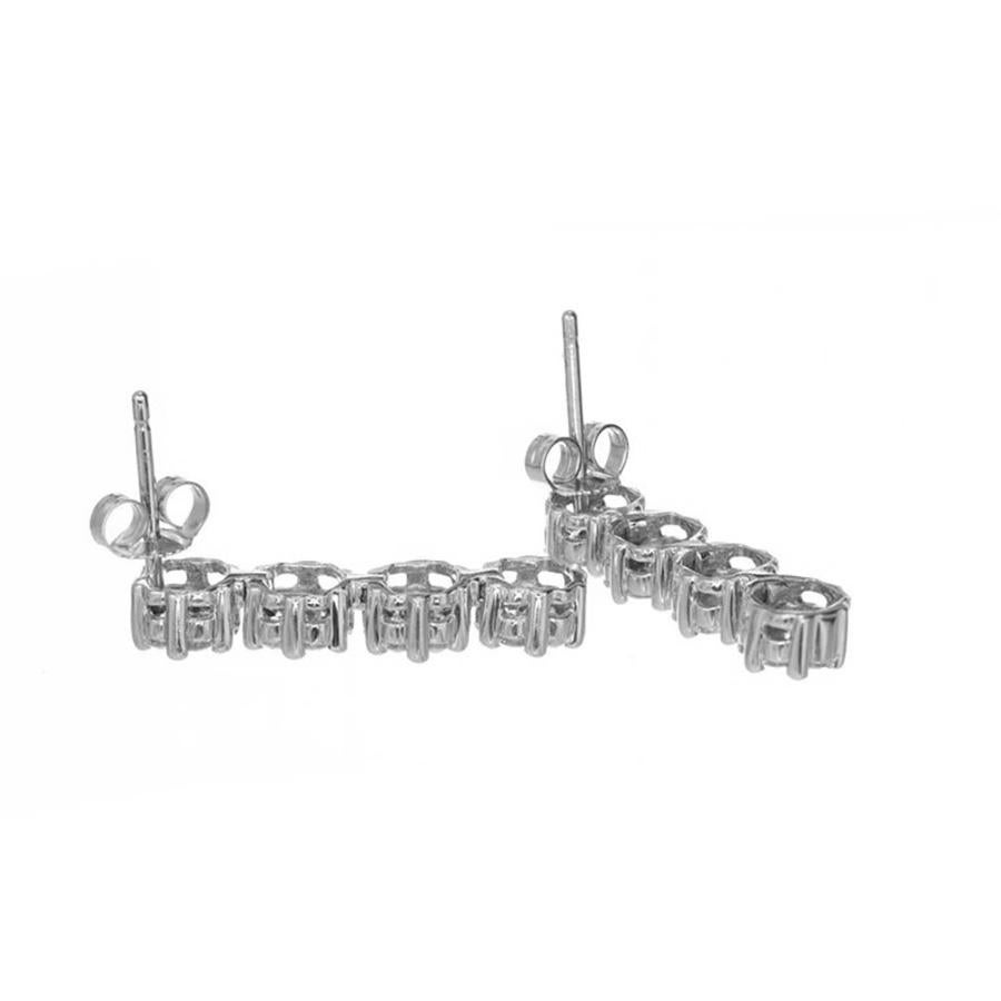 Taille ronde Pendants d'oreilles en or blanc avec grappe de diamants de 1,20 carat en vente