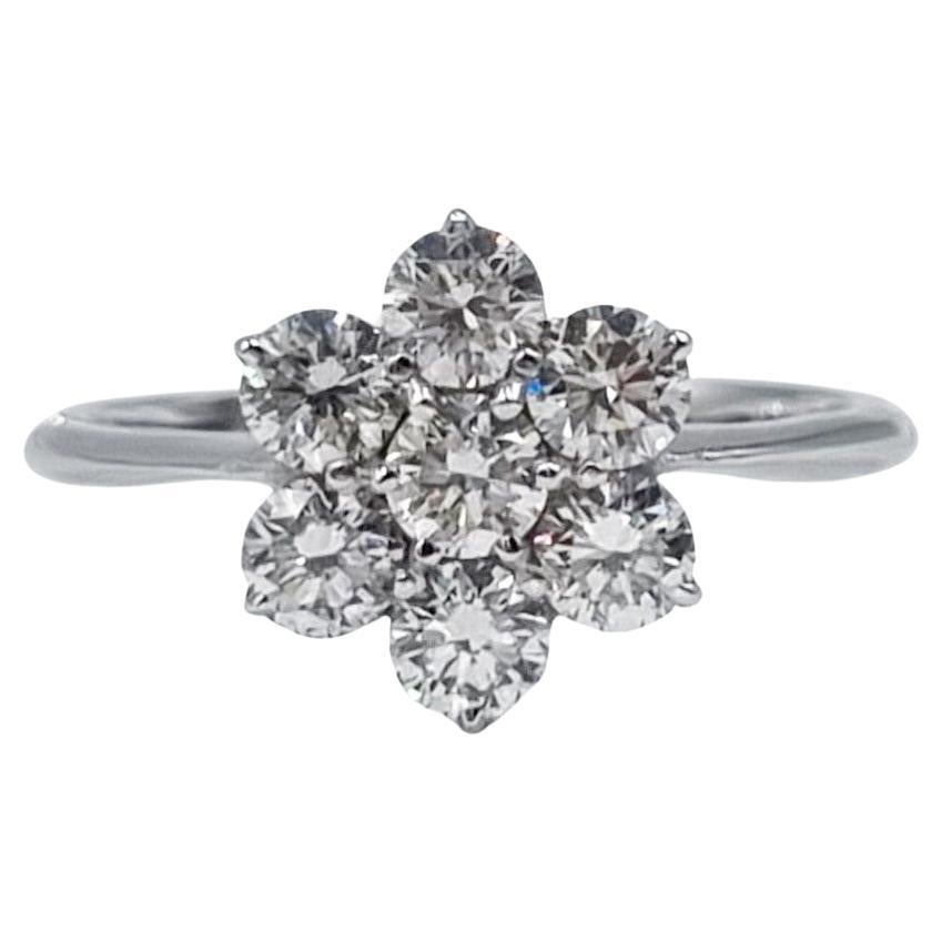 1.20 Carat Diamond Engagement Ring Flower Diamond Ring For Sale