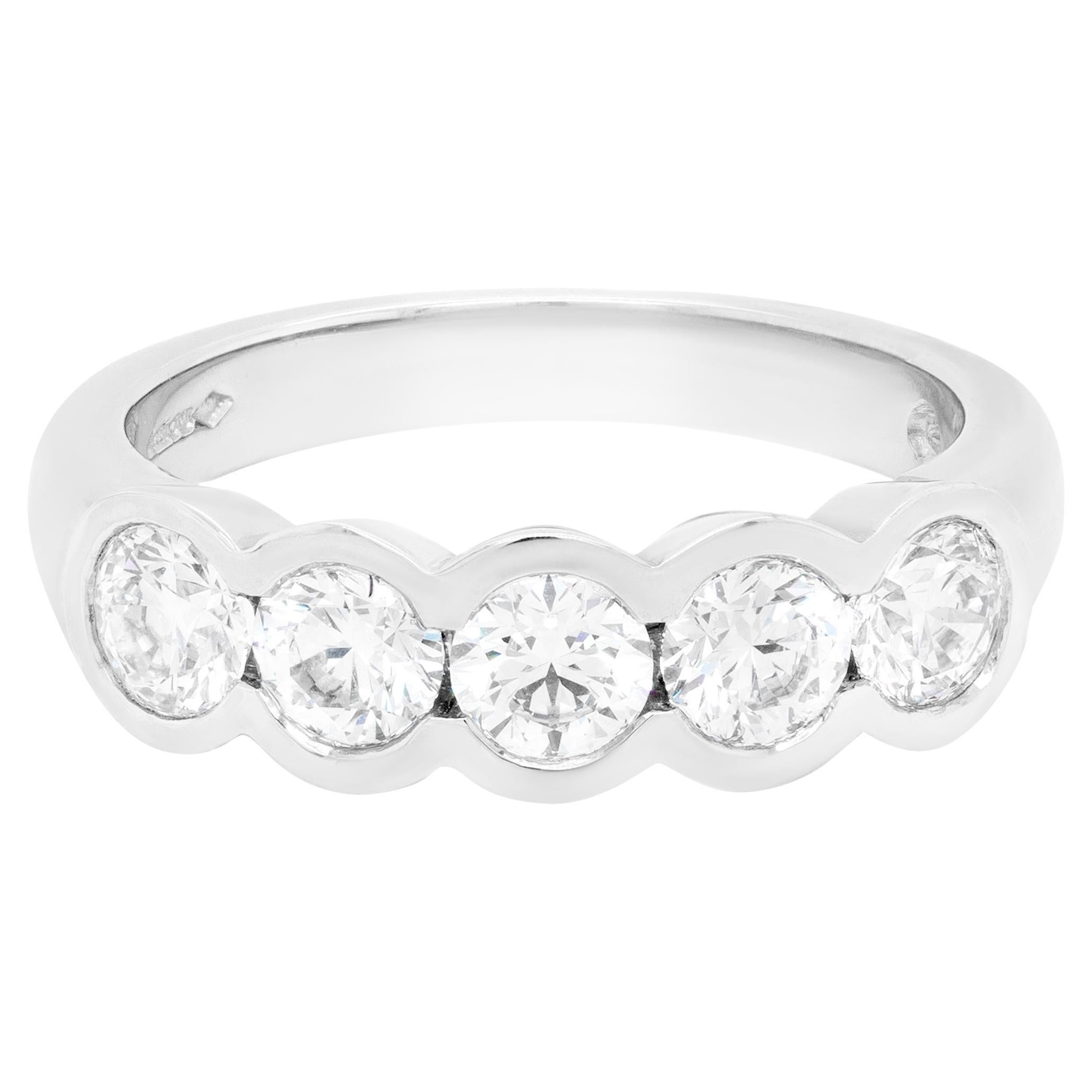 1,20 Karat Diamant-Halber Eternity-Ring aus Platin mit Rubover-Fassung