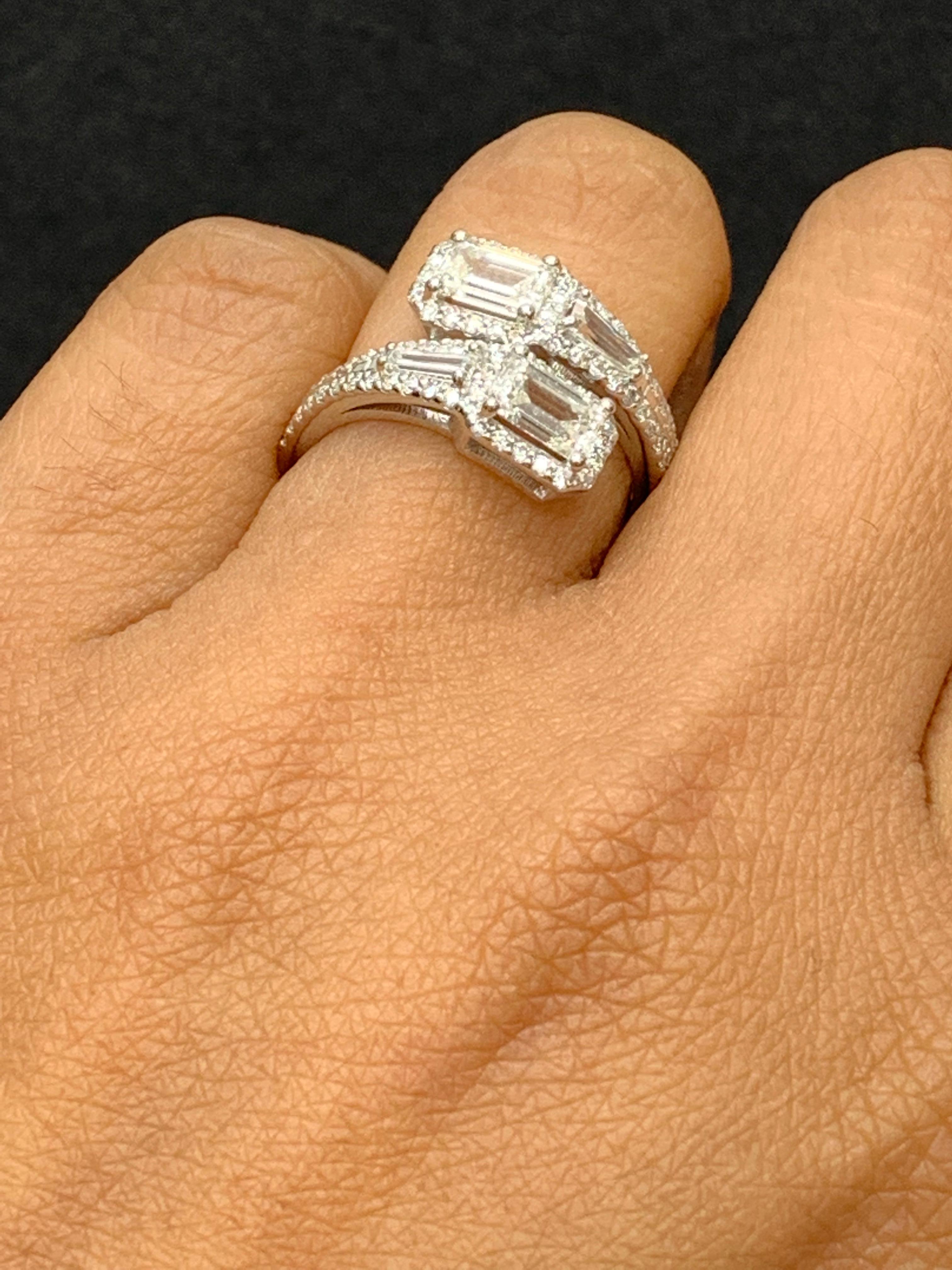 1.20 Carat Emerald Cut Diamond Toi et Moi Ring 14K White Gold In New Condition For Sale In NEW YORK, NY