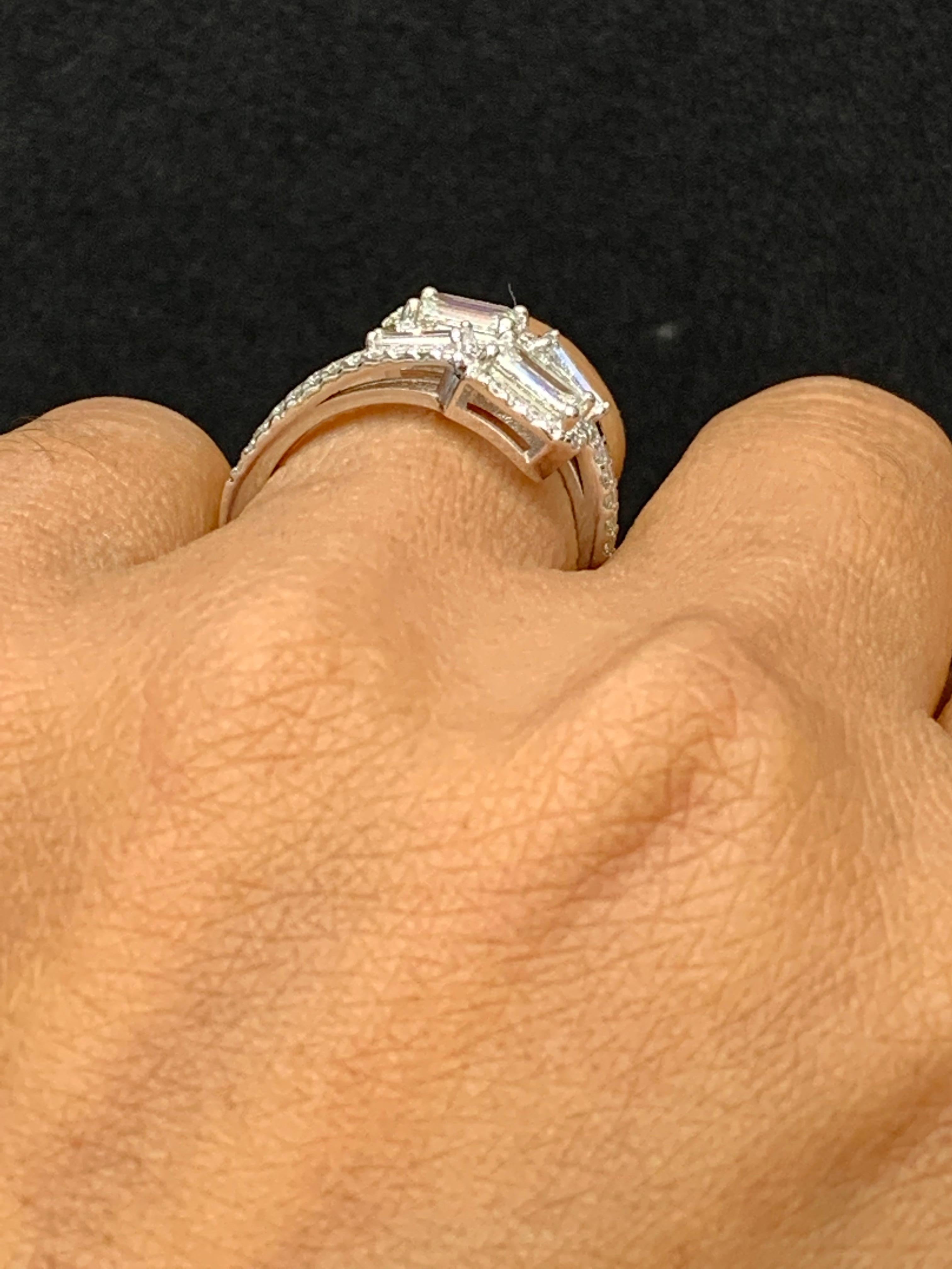 Women's 1.20 Carat Emerald Cut Diamond Toi et Moi Ring 14K White Gold For Sale