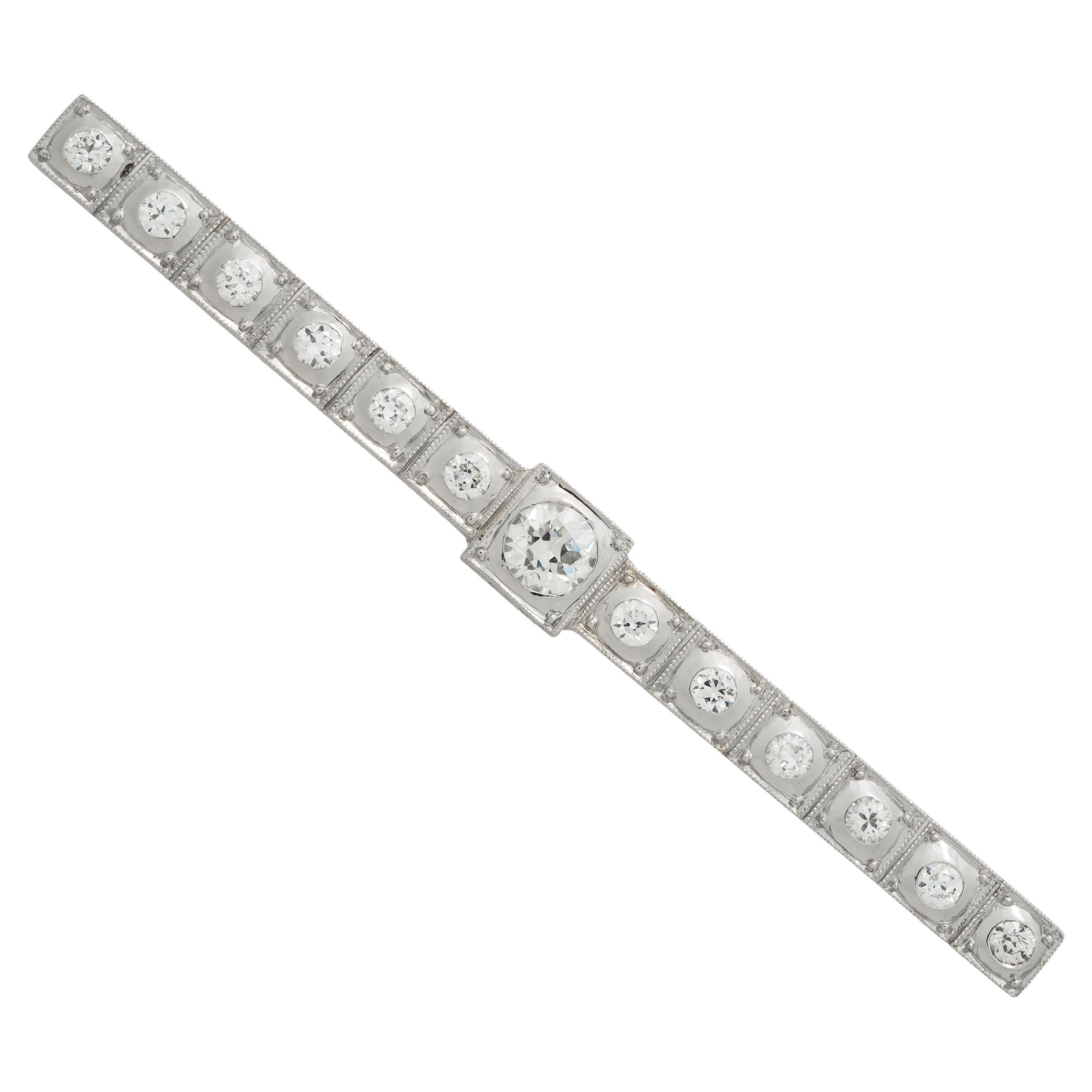 1.20 Carat European Cut Diamond Vintage 1930s Art Deco Platinum Bar Brooch