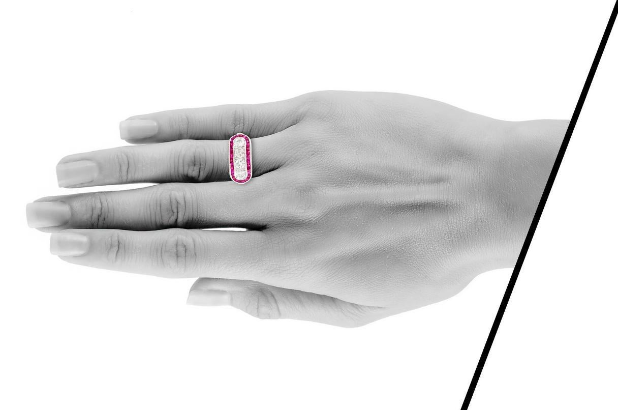 1.20 Carat Four Stone Diamond Ring with Rubies In Good Condition For Sale In New York, NY