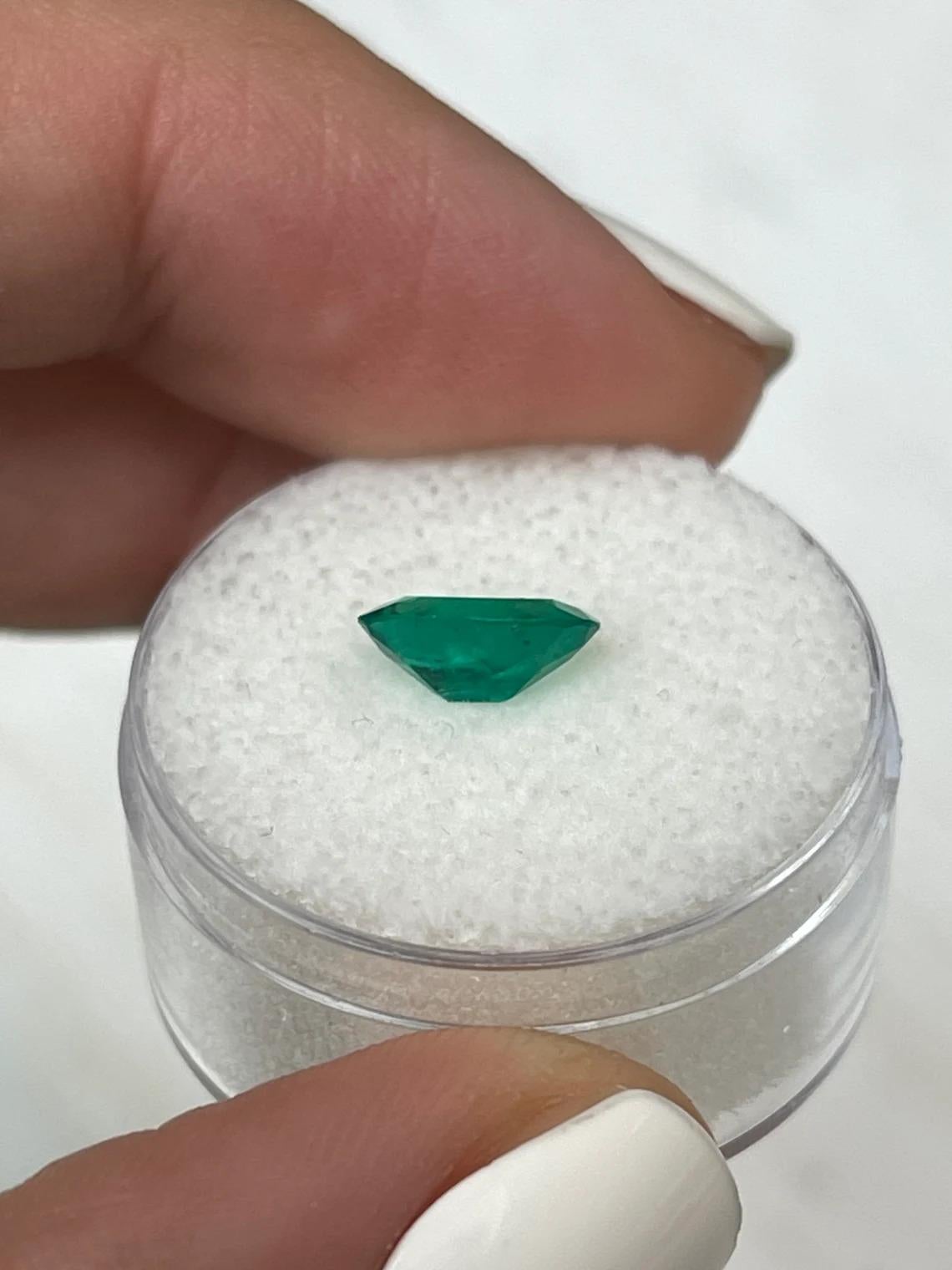 1.20 Carat GIA 9x6 Dark Green Colombian Emerald - Oval Cut  May Birthstone For Sale 2