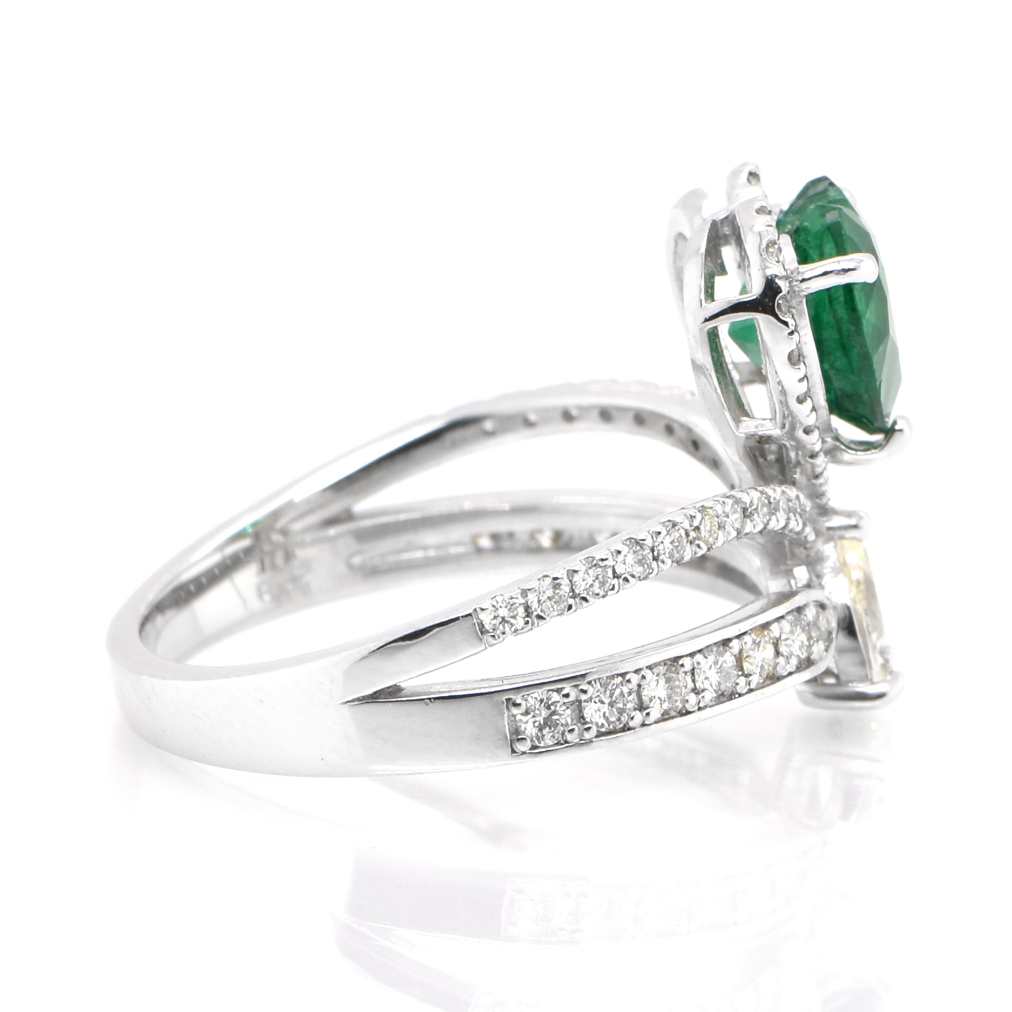 1.20 Carat Heart-Cut, Zambian Emerald and Diamond Crown Ring Set in Platinum In New Condition For Sale In Tokyo, JP