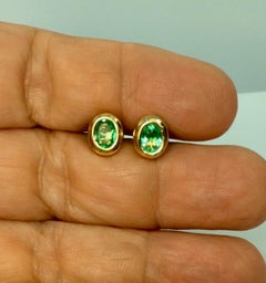 1.20 Carat Natural Colombian Emerald Oval Stud Earrings 18K Yellow Gold